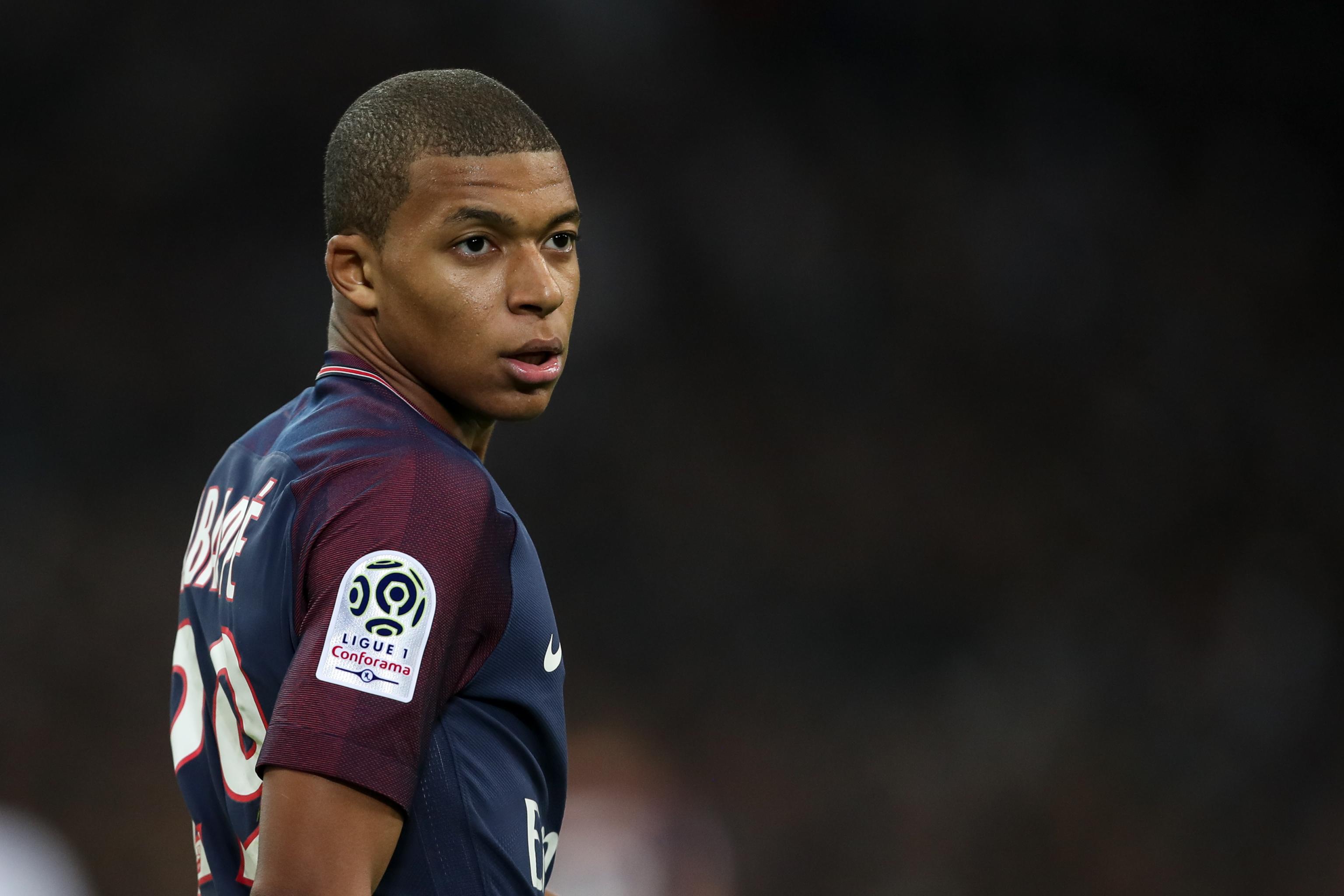 Kylian Mbappe Wins 2017 Golden Boy Award Latest Details Comments And Reaction Bleacher Report Latest News Videos And Highlights