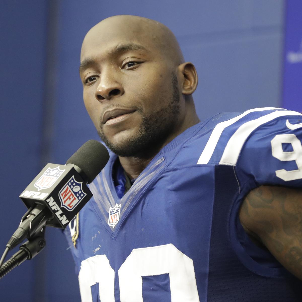 Colts Assistant Coach and Former DL Robert Mathis Arrested for Drunk