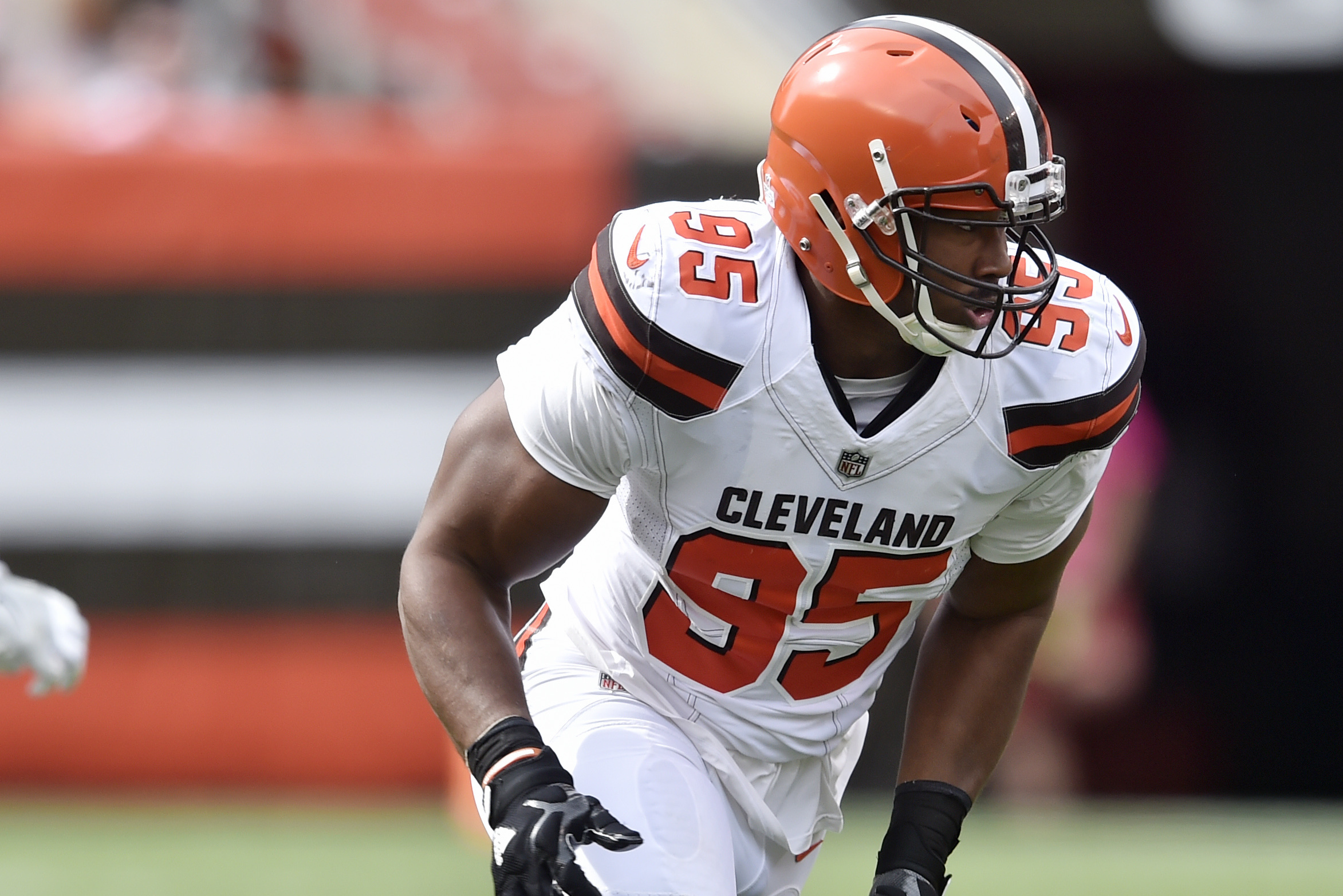 Browns announce that No. 1 overall pick Myles Garrett has sprained foot