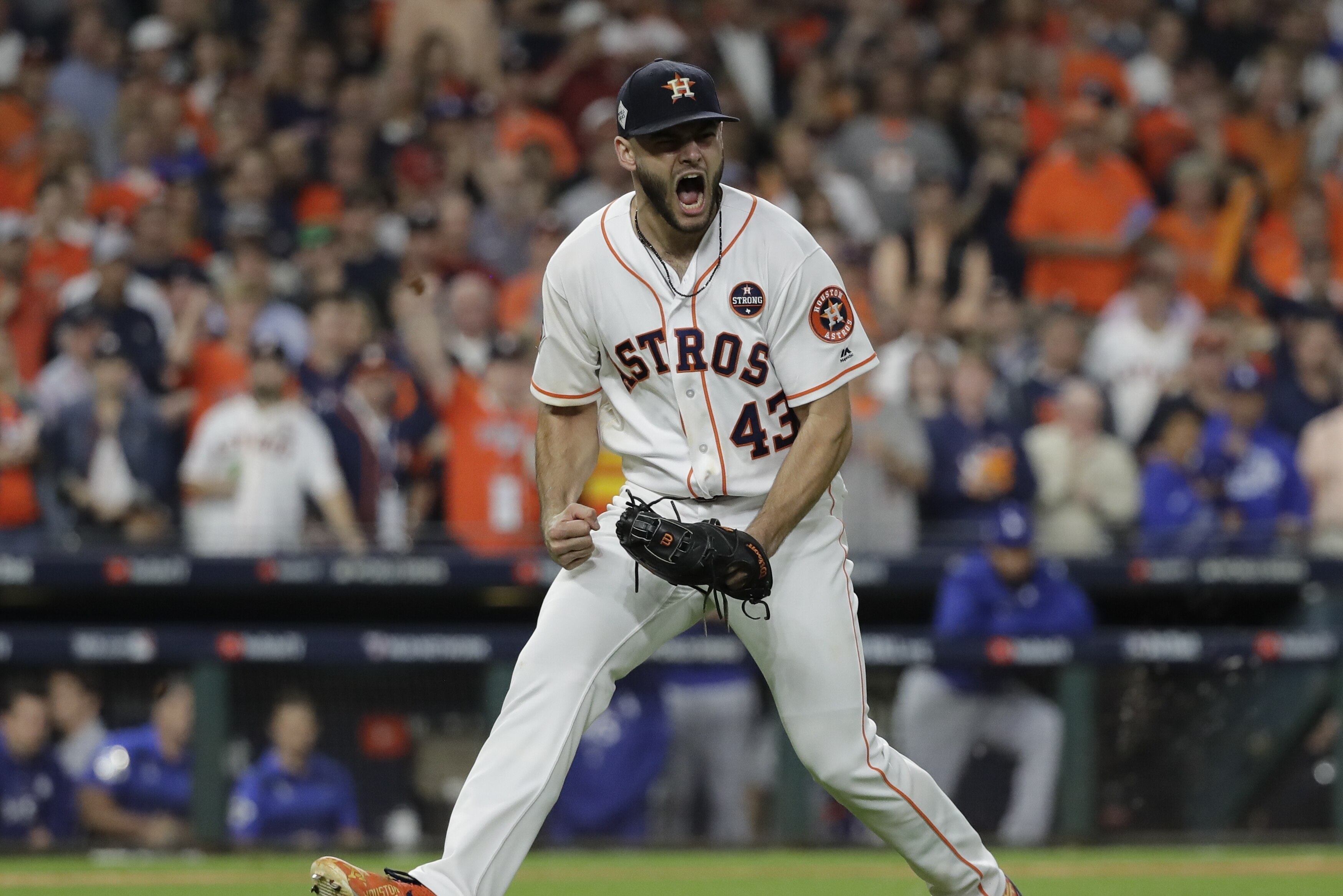 Astros Take Game 3 of the World Series (bleacherreport.com)