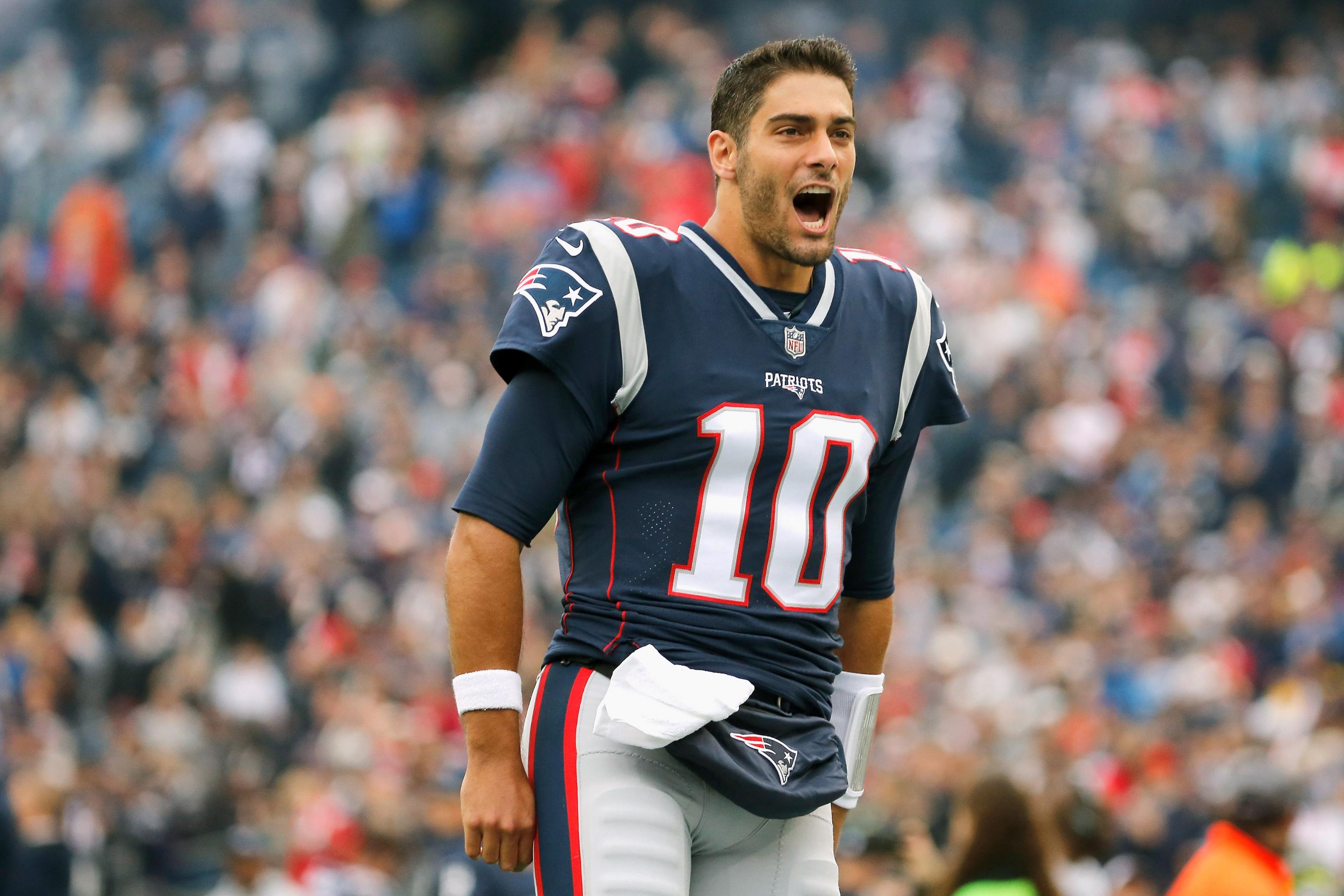 Patriots Trade Quarterback Jimmy Garoppolo to the 49ers - The New York Times