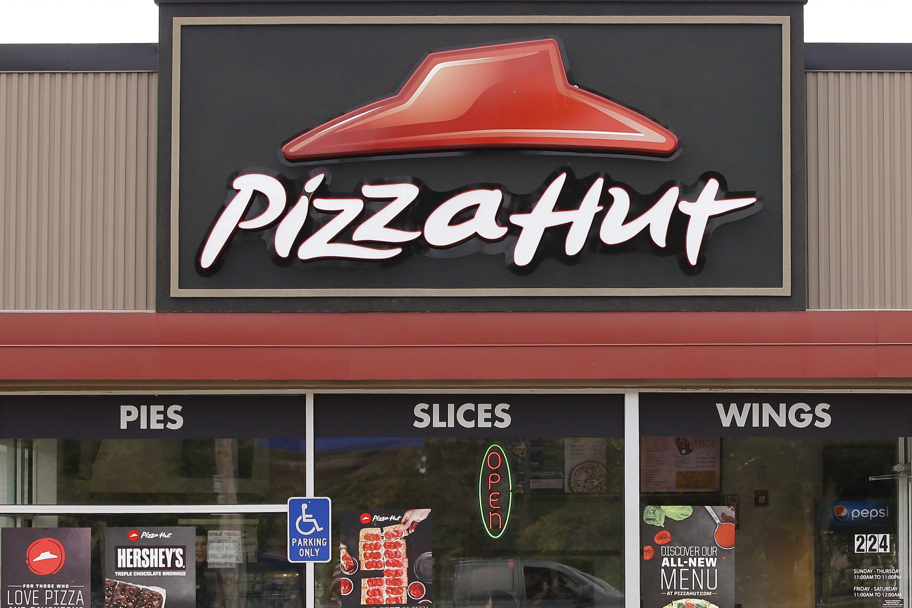 Pizza Hut Scores New NFL Sponsorship, Replacing Papa John's