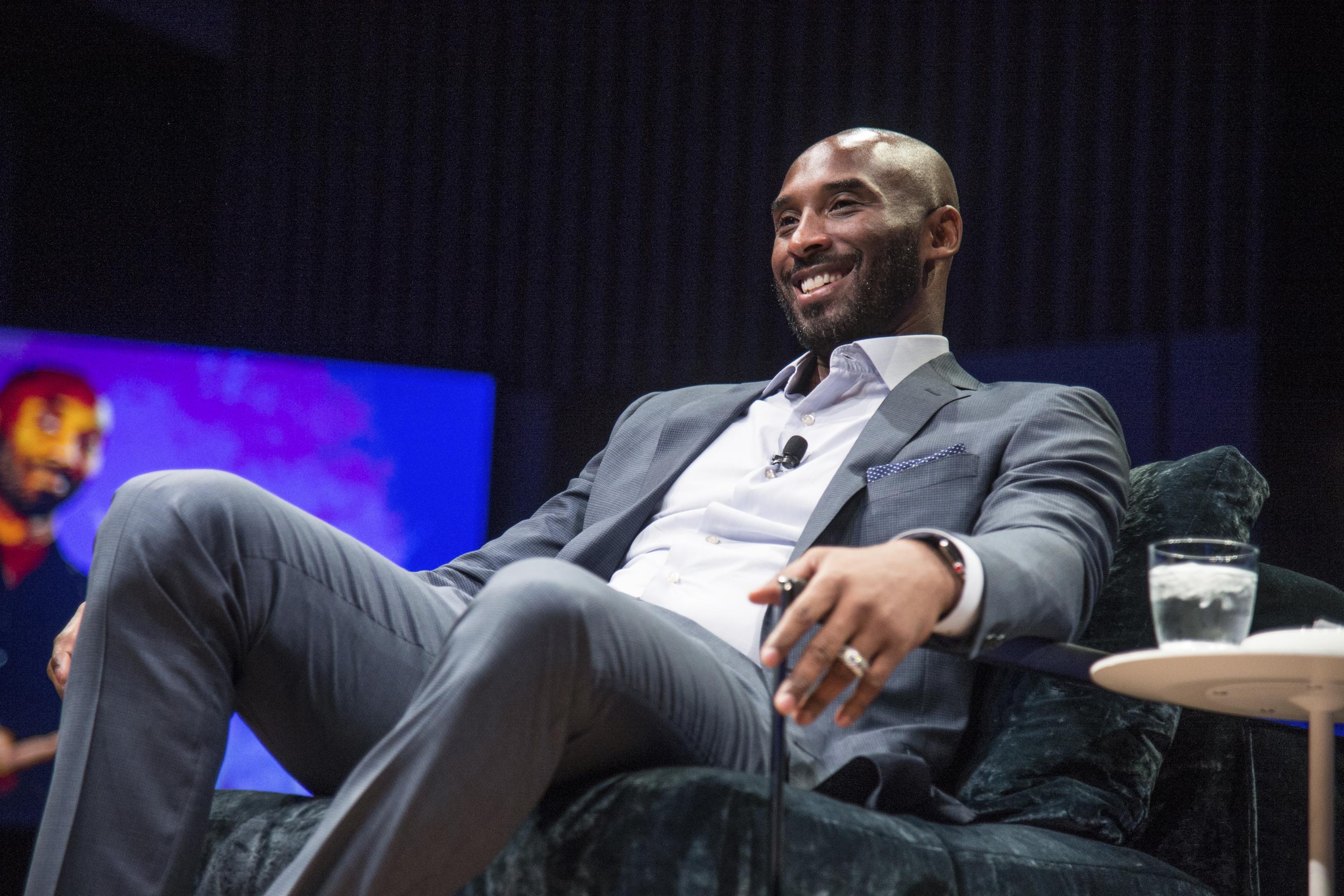Kobe Bryant said No. 8 and No. 24 were two different people during his  Lakers career – New York Daily News