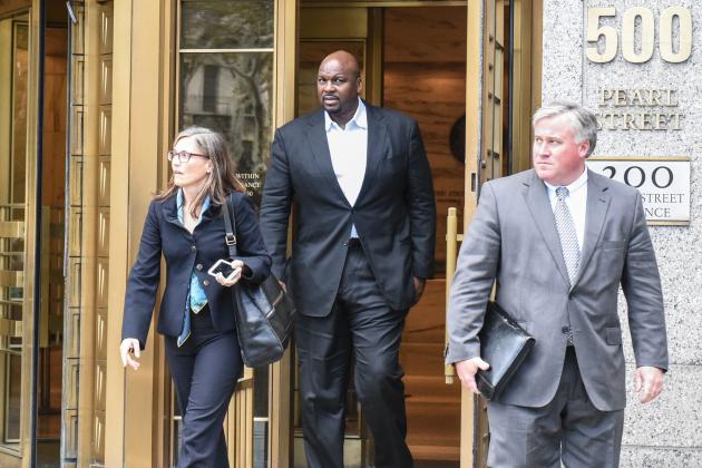 NEW YORK, NY - OCTOBER 10: Chuck Person exits the Federal Courthouse in Manhattan on October 10, 2017 in New York City. Several people associated with NCAA Basketball have been charged as part of a corruption ring. (Photo by Stephanie Keith/Getty Images)