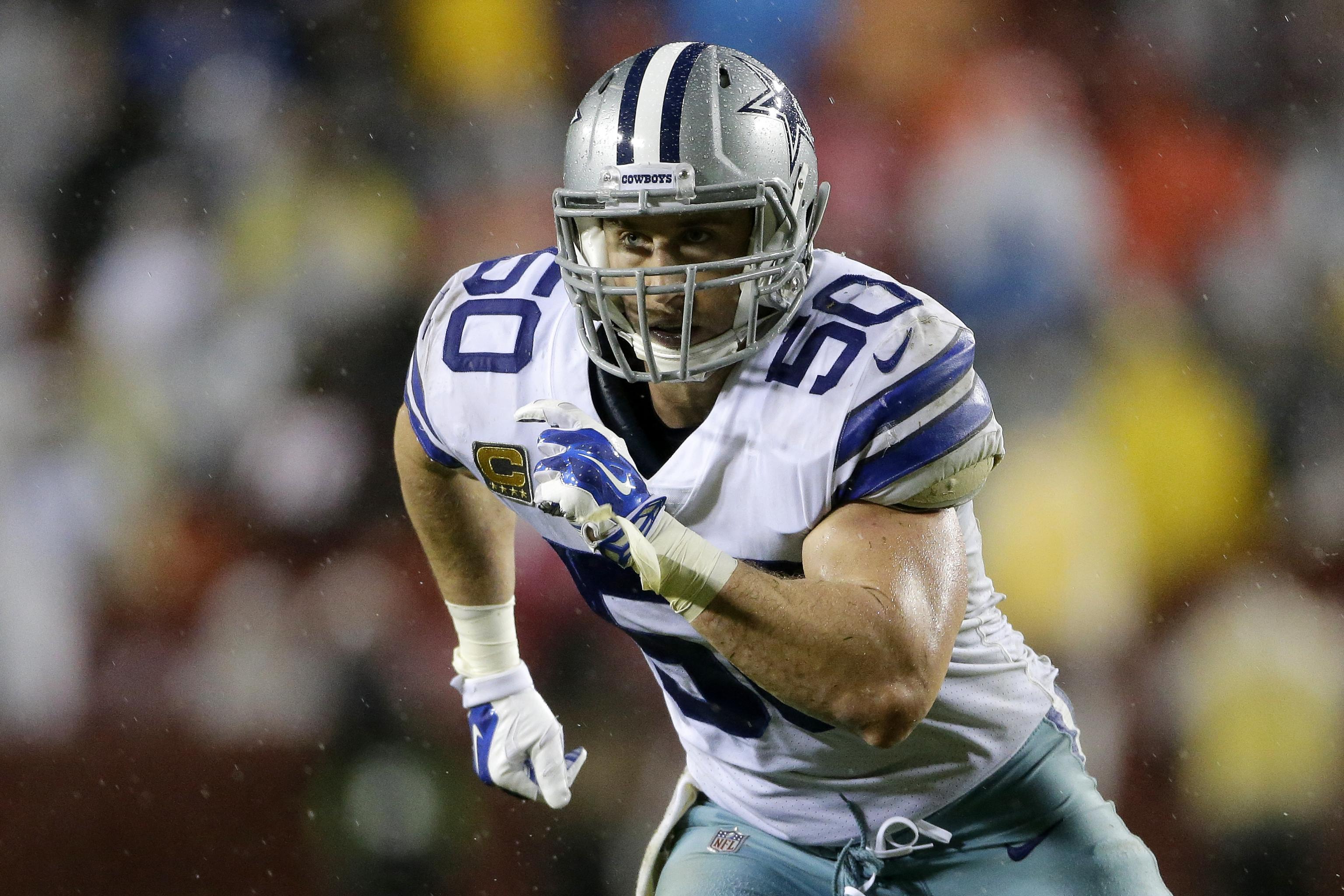 Cowboys' Sean Lee Leaning Towards Return