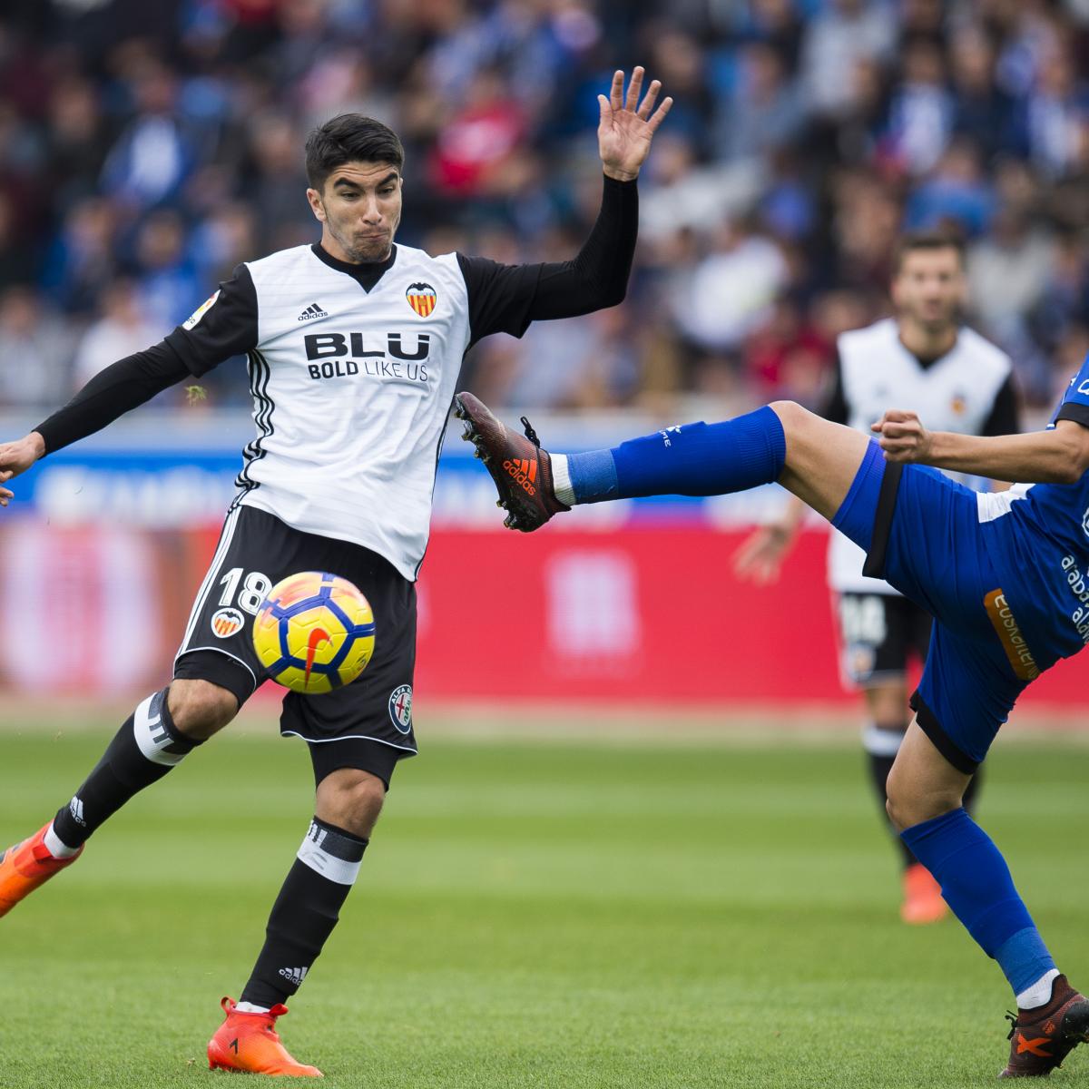 Manchester United Transfer News: Carlos Soler Reportedly ...