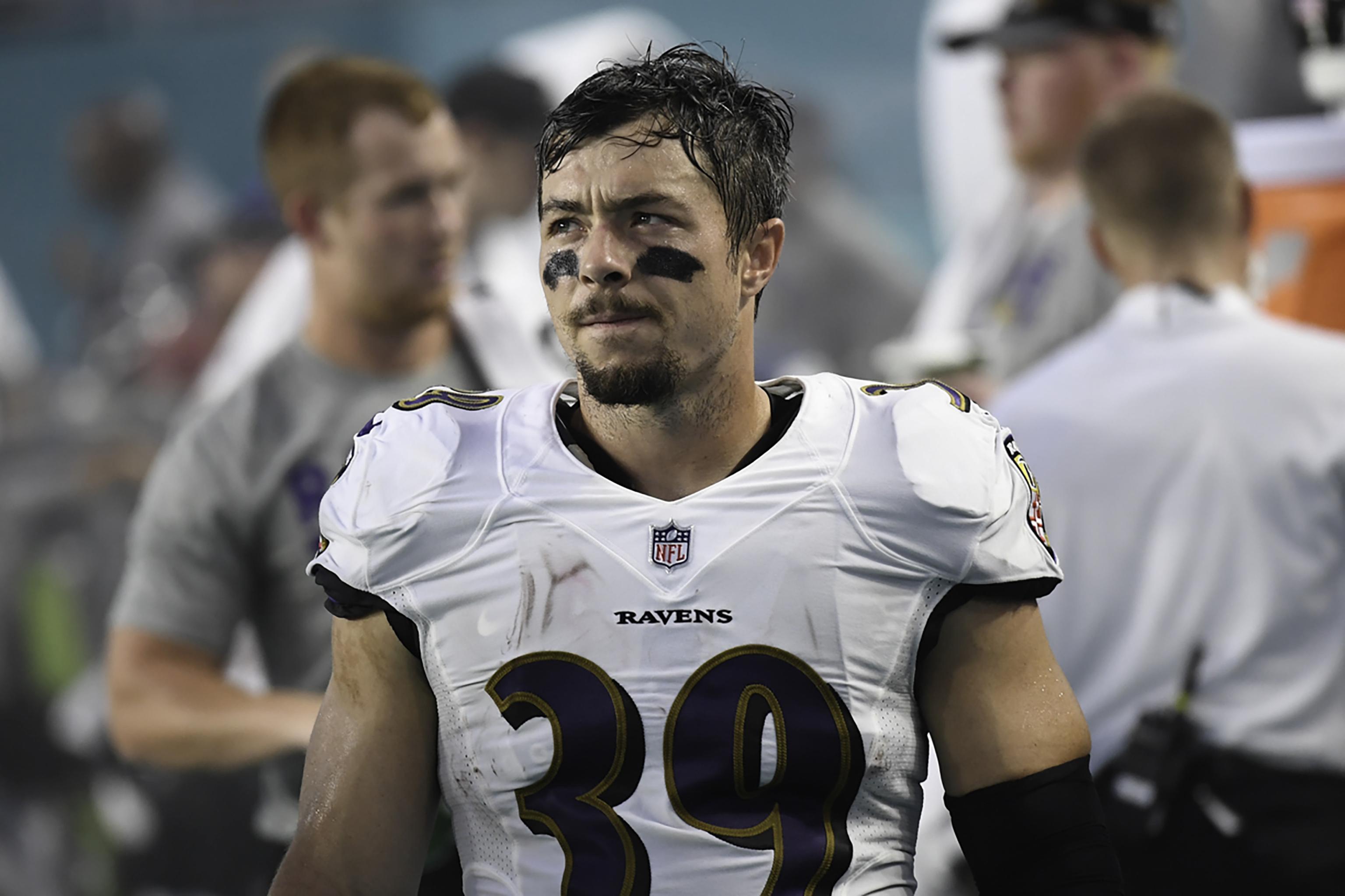 San Diego Chargers RB Danny Woodhead leaves game with injury