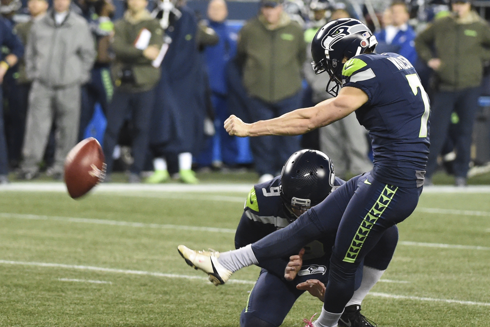 Seahawks sign kicker Blair Walsh as competition for Steven