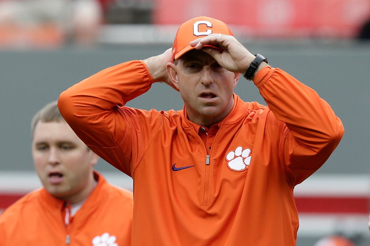 Clemson Tigers vs. South Carolina Gamecocks Odds, Analysis, Betting