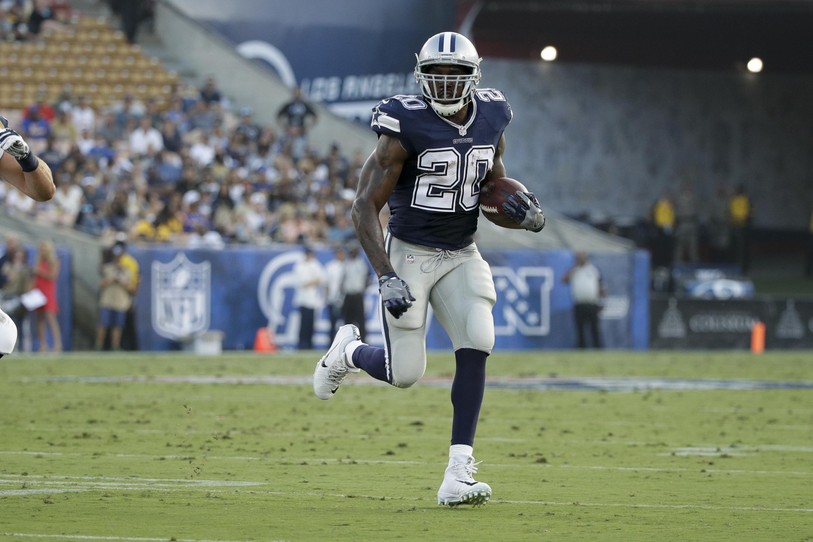 This Date In Transactions History: Cowboys' Darren McFadden Retires From NFL