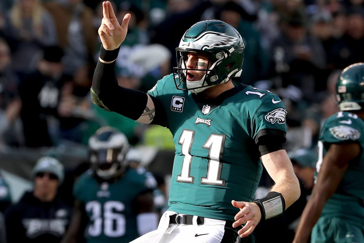 Philadelphia Eagles Clinch NFC East vs. Rams as Carson 
