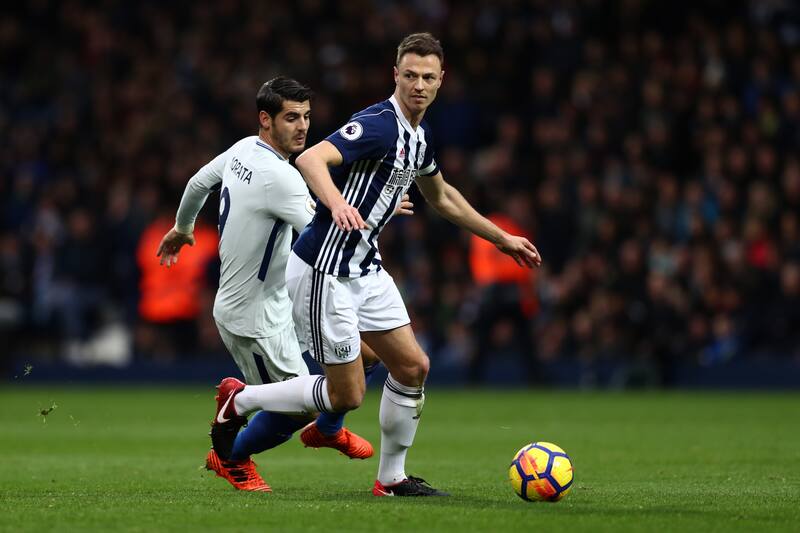 WEST BROMWICH, ENGLAND - NOVEMBER 18: Alvaro Morata of Chelsea and Jonny Evans of West Bromwich Albion during the Premier League match between West Bromwich Albion and Chelsea at The Hawthorns on November 18, 2017 in West Bromwich, England. (Photo by Catherine Ivill/Getty Images)