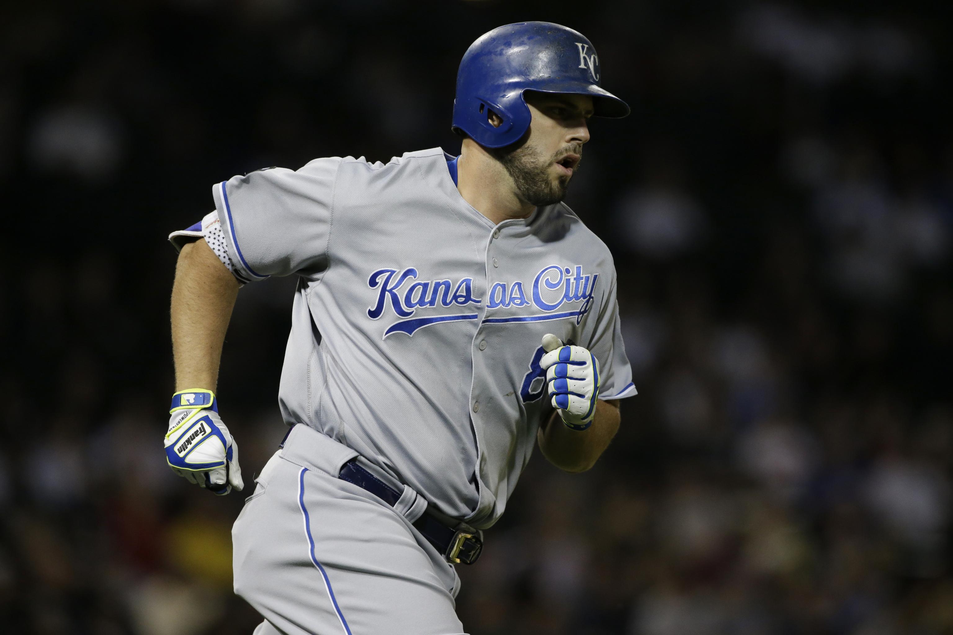 Rockies' Greg Holland, Royals' Mike Moustakas win comeback awards