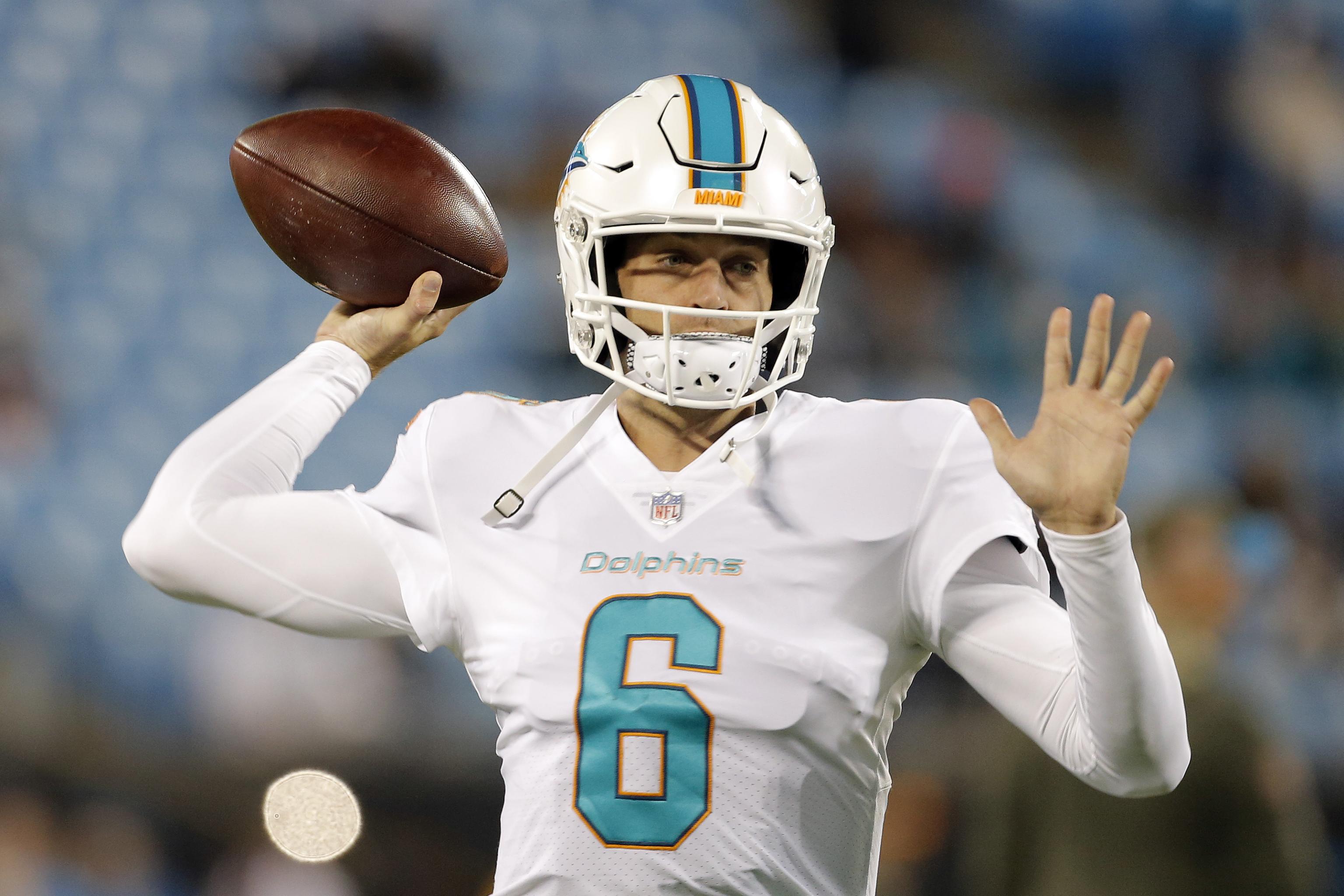 Miami Dolphins on X: We have signed quarterback Jay Cutler.   / X