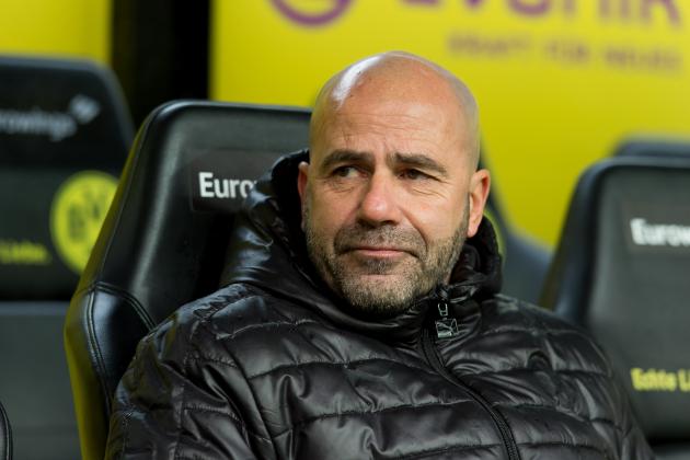 DORTMUND, GERMANY - DECEMBER 09: Head coach Peter Bosz of Dortmund looks on during the Bundesliga match between Borussia Dortmund and SV Werder Bremen at Signal Iduna Park on December 9, 2017 in Dortmund, Germany. (Photo by TF-Images/TF-Images via Getty Images)