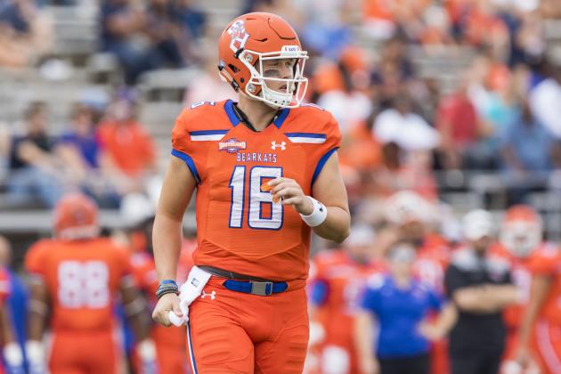 Sam Houston State's Jeremiah Briscoe comes onto the field for Sam Houston's first possession in the first half of an NCAA college football game Saturday, Nov. 4, 2017, in Huntsville, Texas. (AP Photo/Joe Buvid)