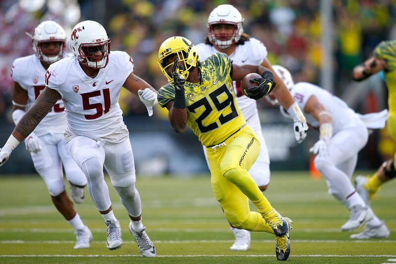 Las Vegas Bowl 2017 Oregon Vs Boise State Tv Schedule Time And