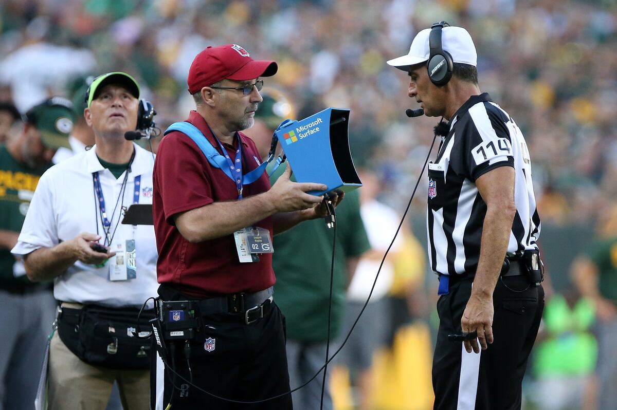 Dallas Cowboys Get Key 1st Down by Paper-Thin Margin | News, Scores