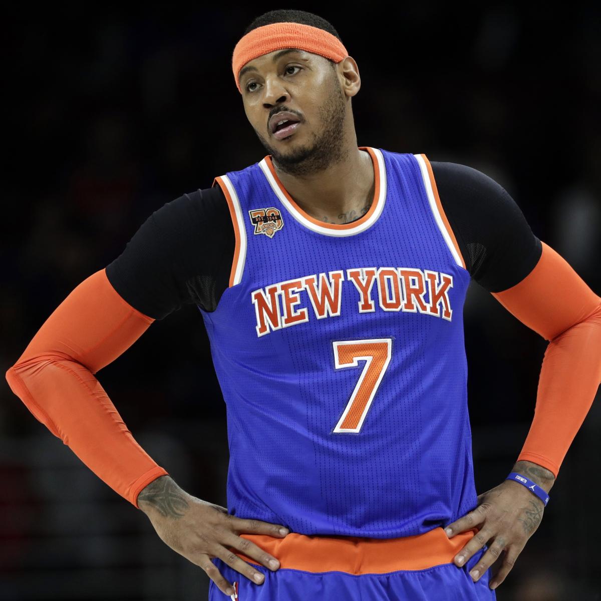 Carmelo Anthony suffers probable hand fracture