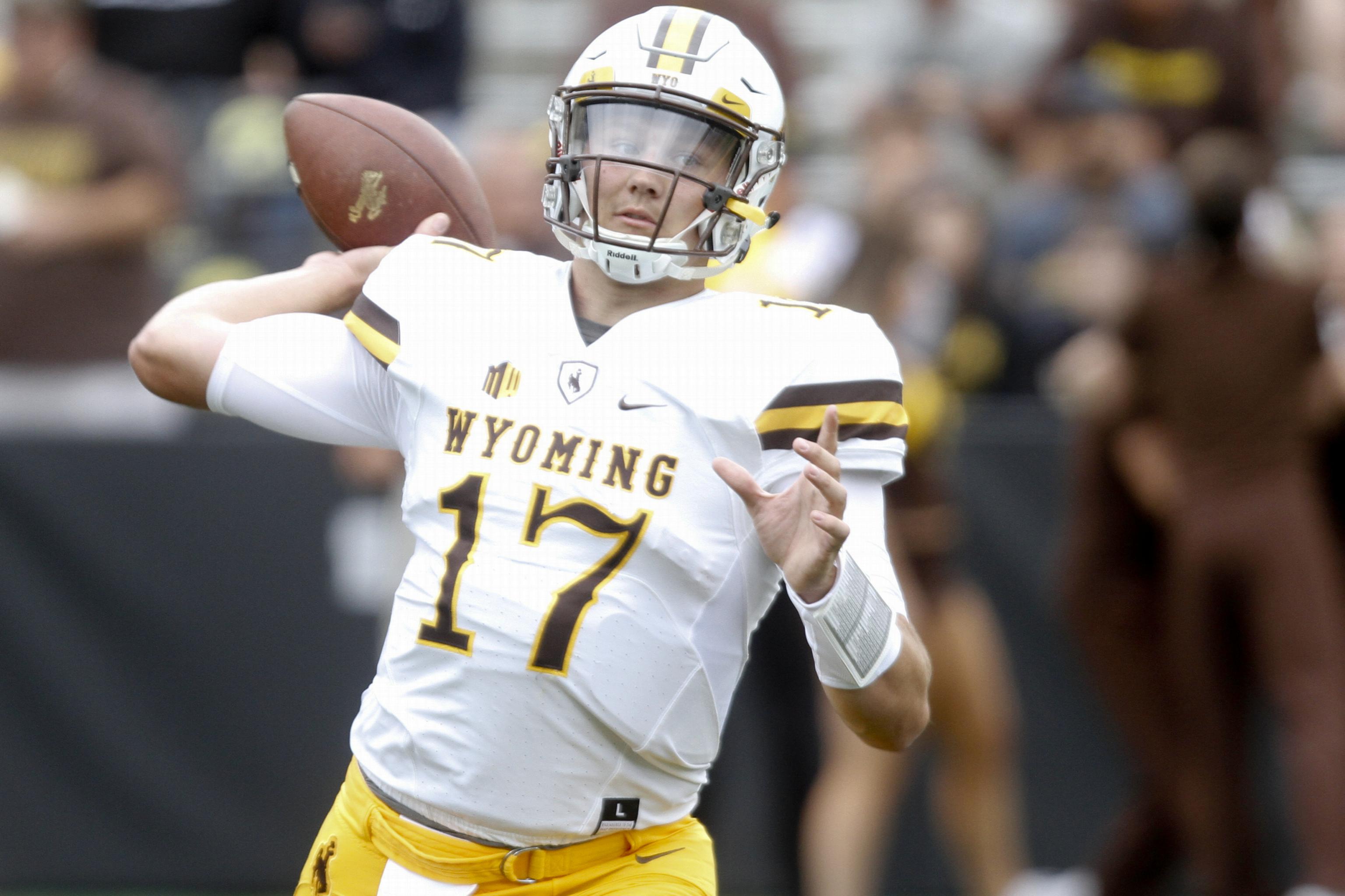 Wyoming quarterback Josh Allen aiming to play in bowl game if healthy - ESPN