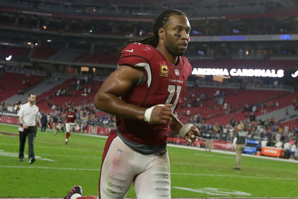 Larry Fitzgerald Puts off Retirement to Return to Cardinals for 15th Larry Fitzgerald Puts off Retirement to Return to Cardinals for 15th