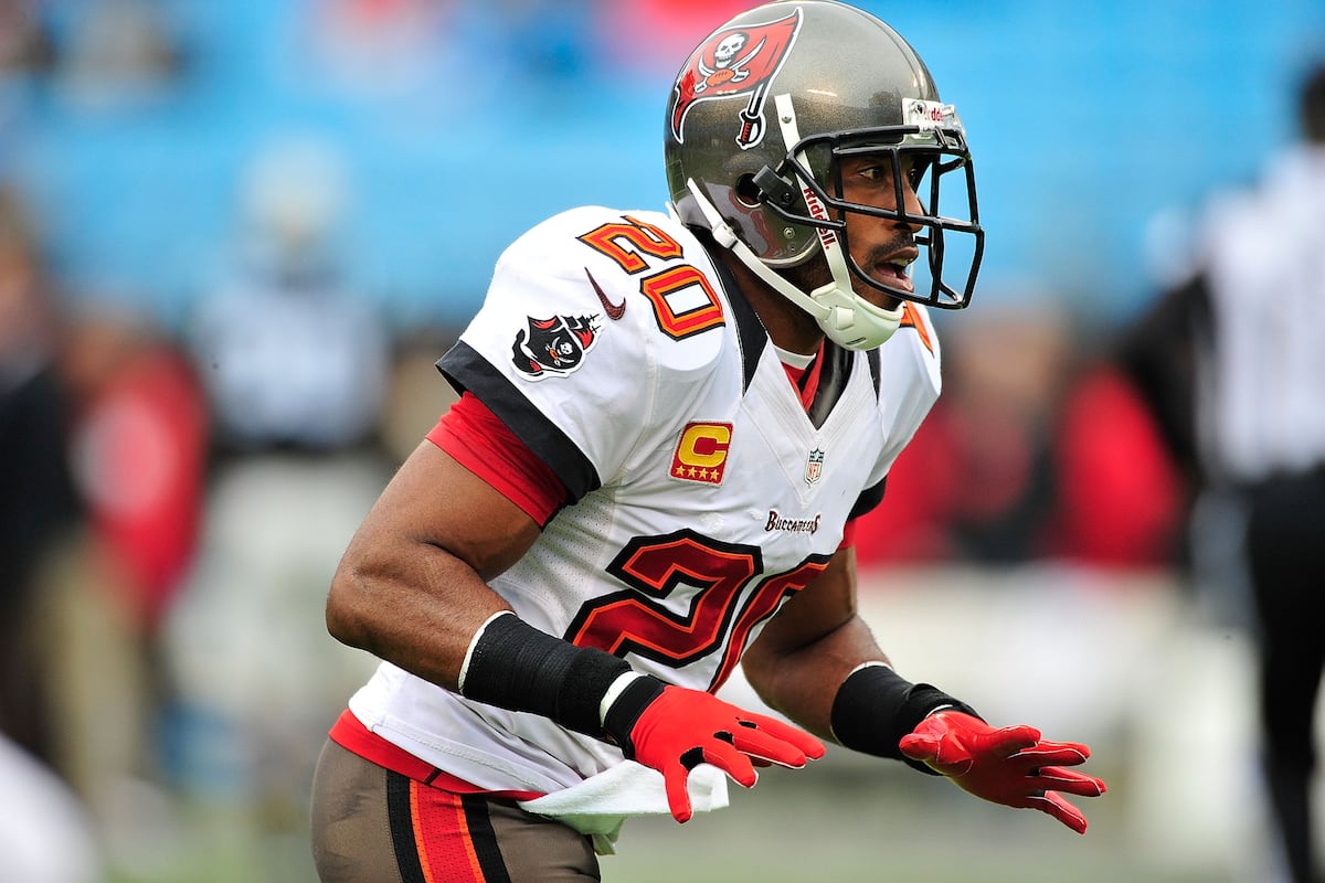 Does Ronde Barber Deserve Your 2018 Pro Football Hall of Fame Vote