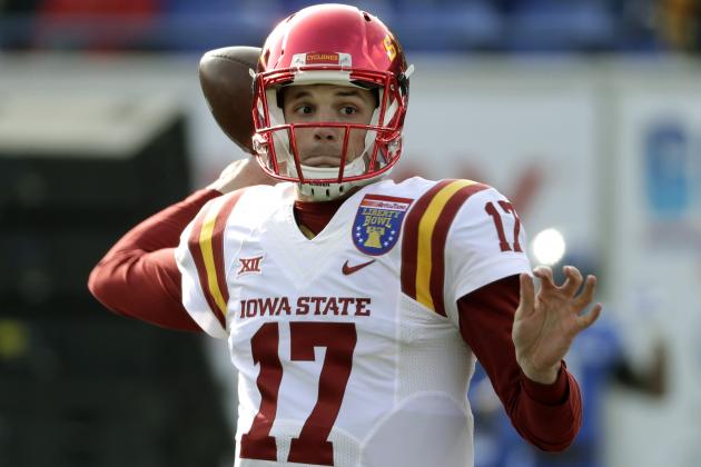 Iowa State quarterback Kyle Kempt warms up before the Liberty Bowl NCAA college football game between Iowa State and Memphis Saturday, Dec. 30, 2017, in Memphis, Tenn. (AP Photo/Mark Humphrey)