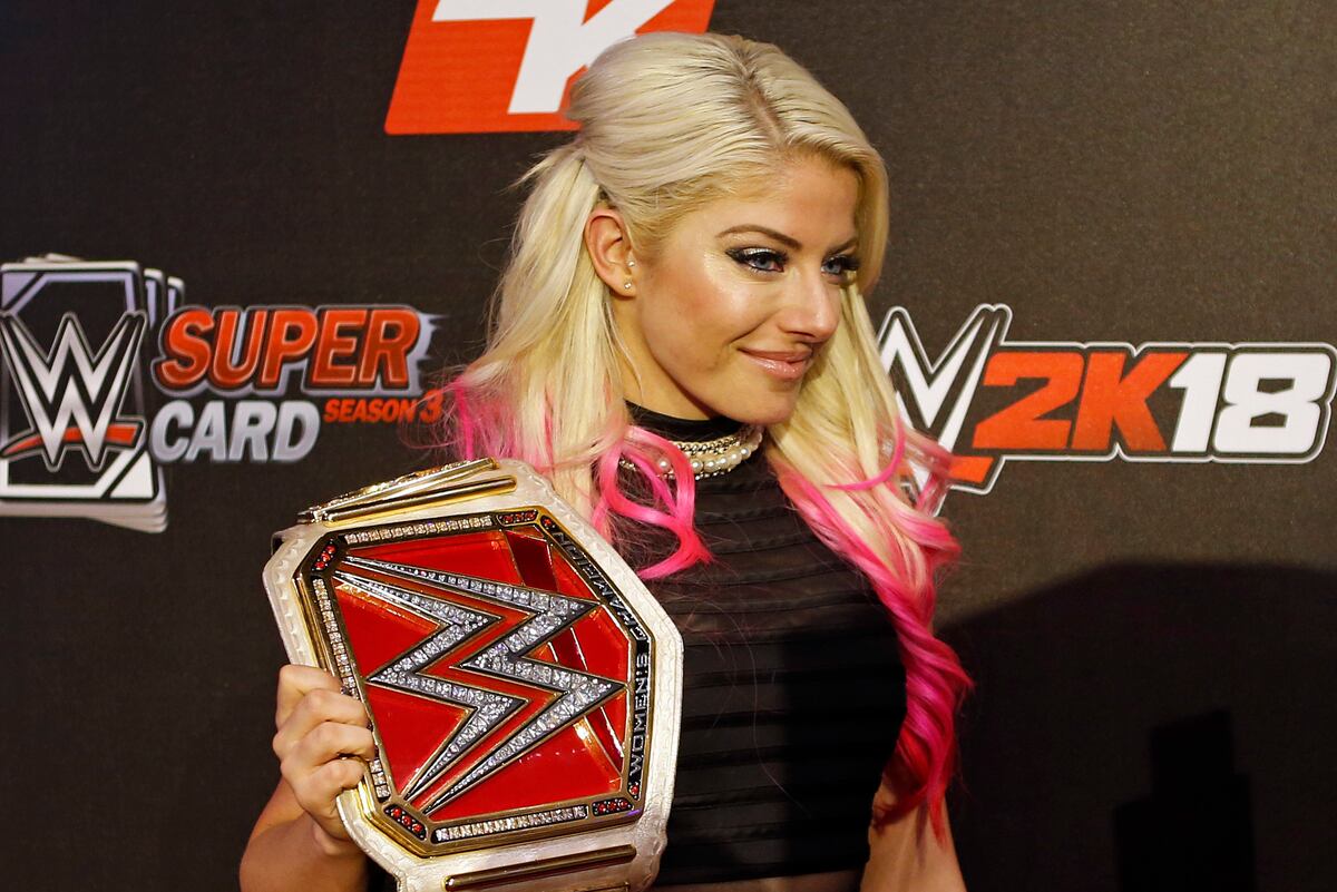 Alexa Bliss, Braun Strowman to Team for WWE Mixed Match 