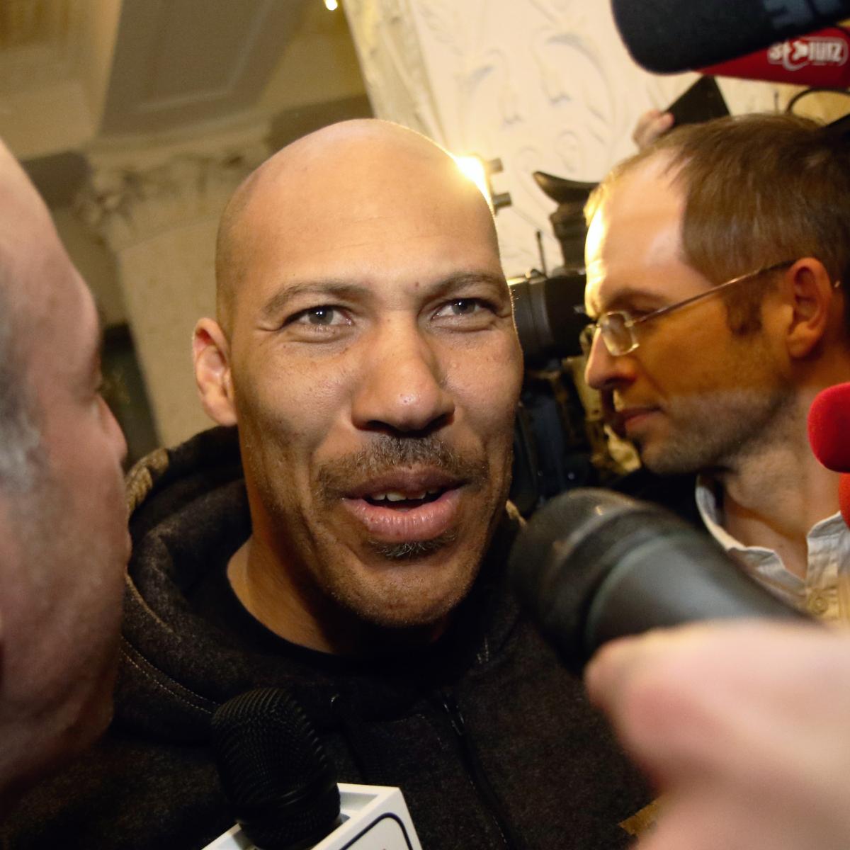 Large Crowd Flocks Around LaVar Ball at Vilnius Airport in Lithuania