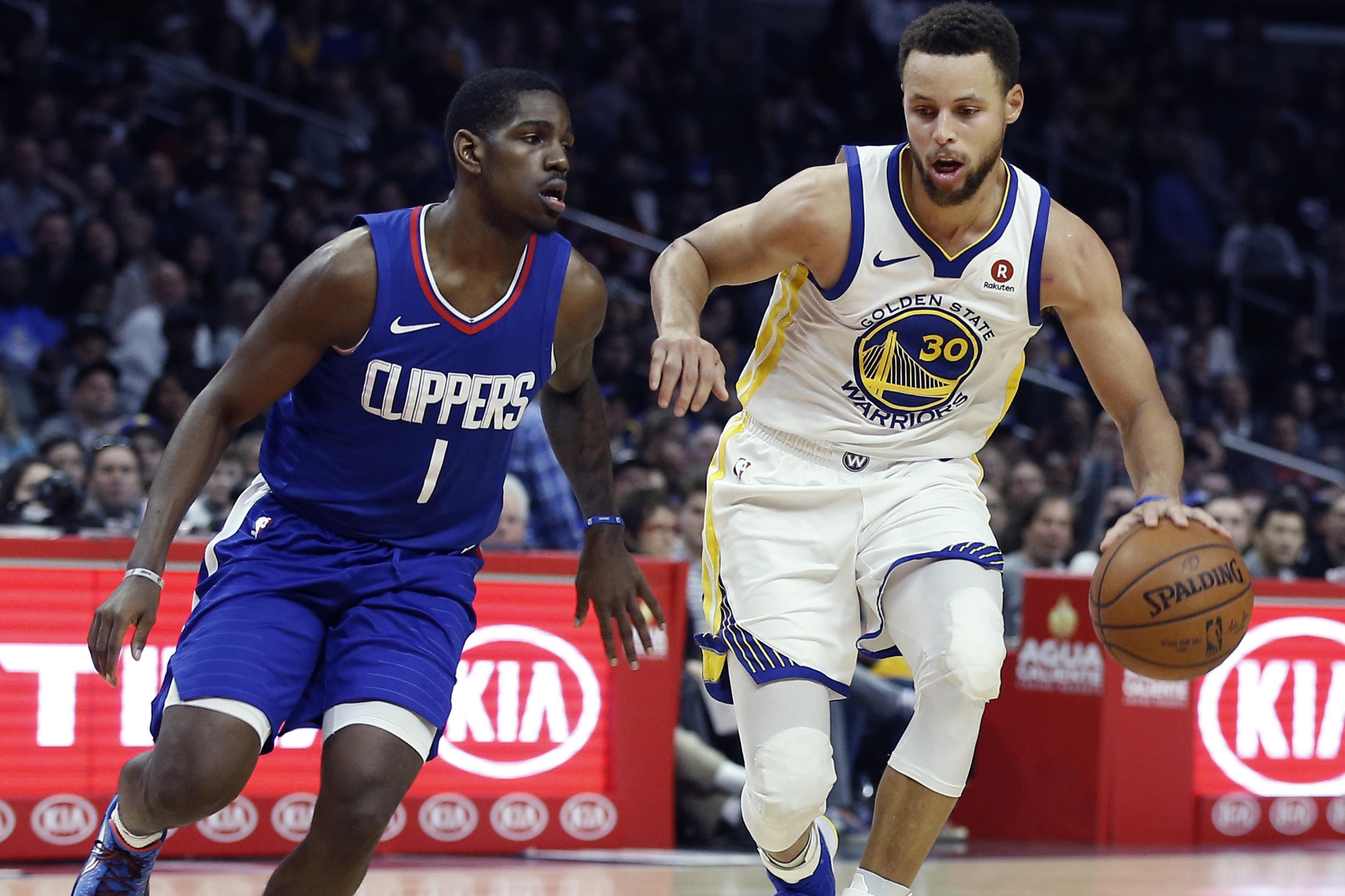 Is Steph Curry playing tonight? Latest injury update for Clippers