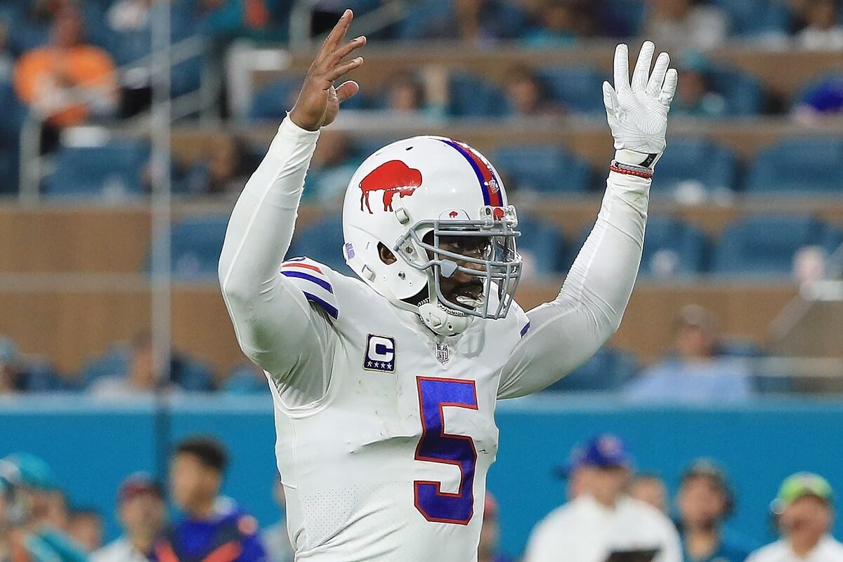 Bills Rumors: Tyrod Taylor Won't Be Cut; Could Be Starter or Traded Next Season | Bleacher ...