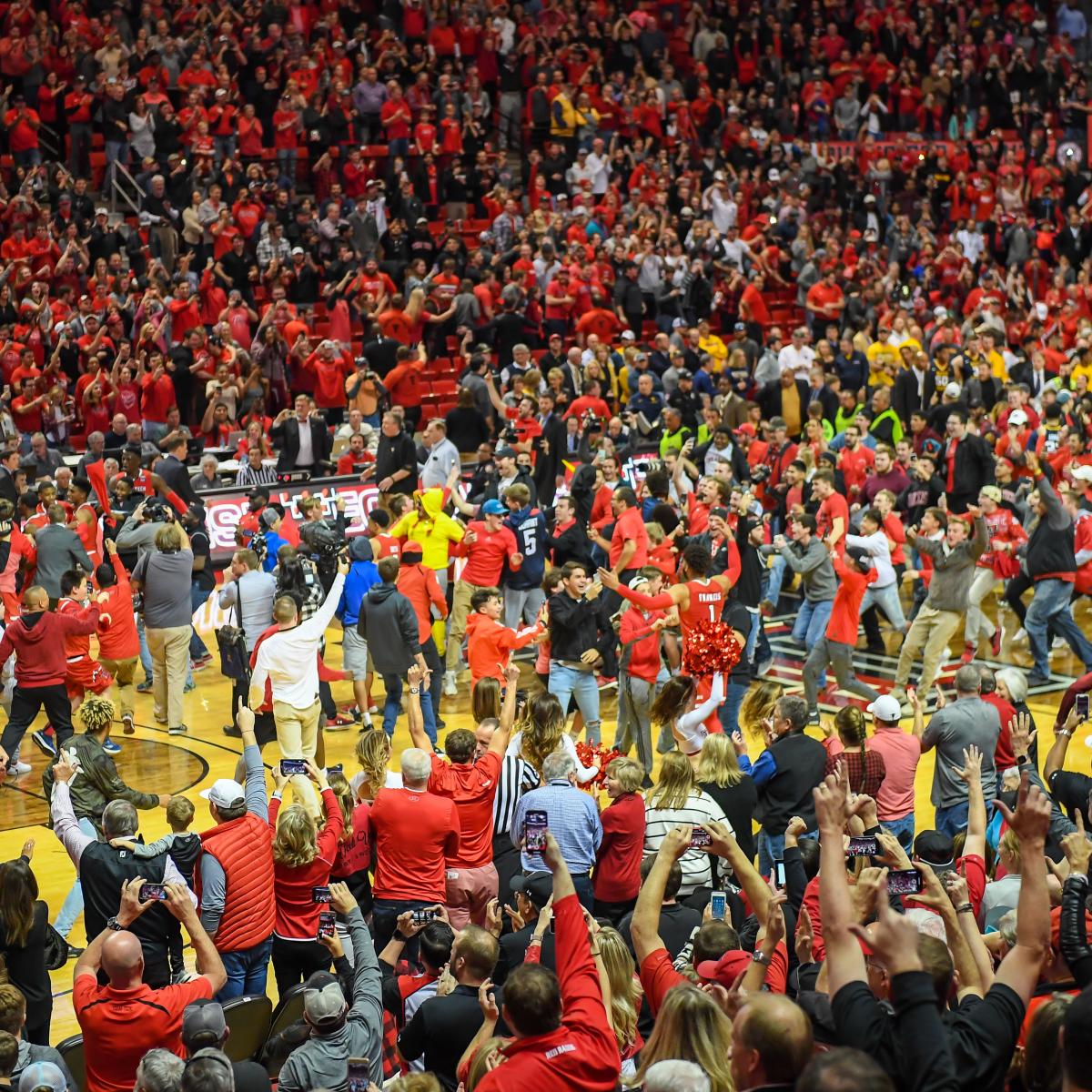 WVU Player Appears to Throw Punch at Fan After Texas Tech Crowd Stormed Court