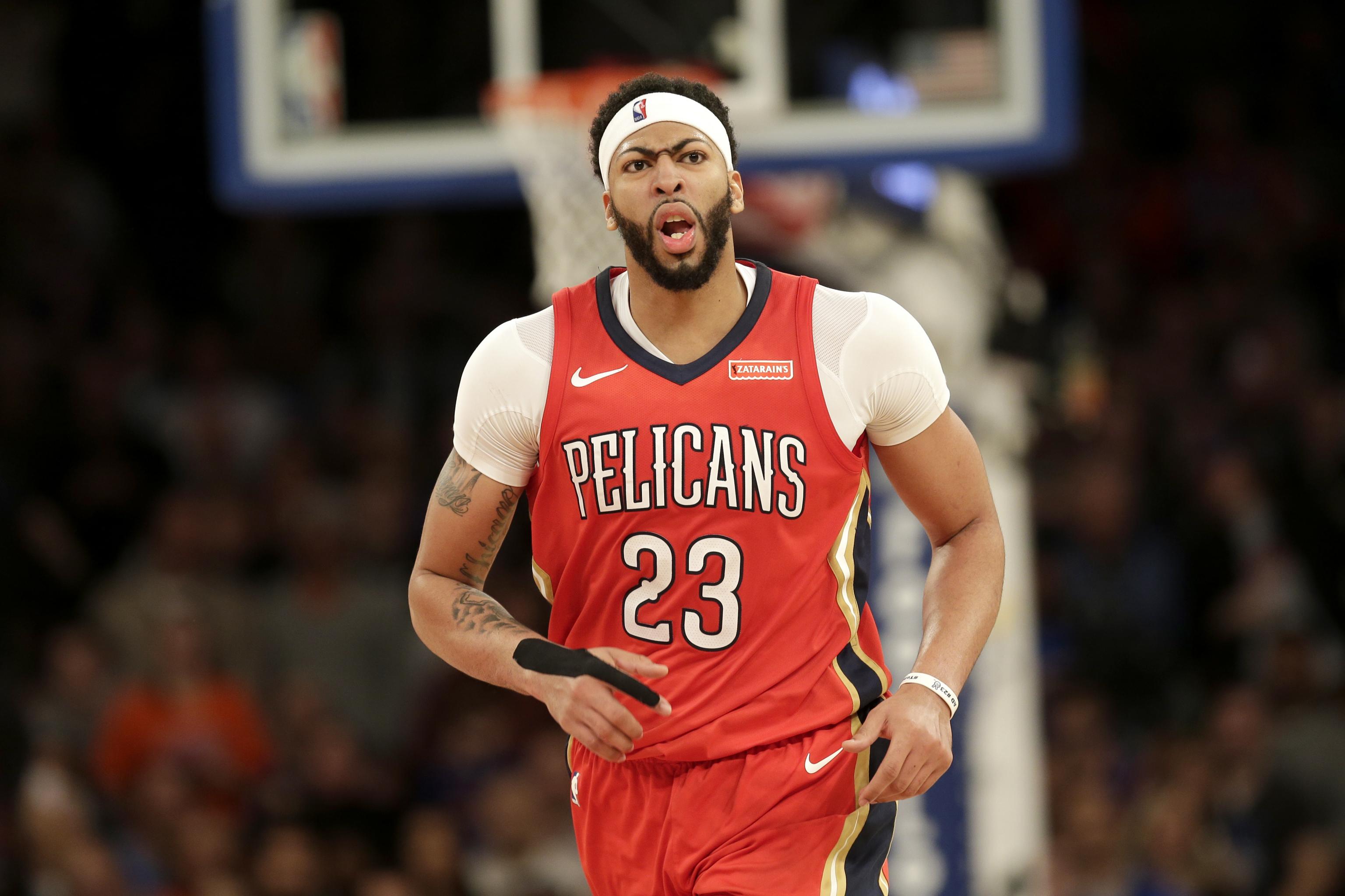 Reports: Anthony Davis declines max extension offer from Lakers