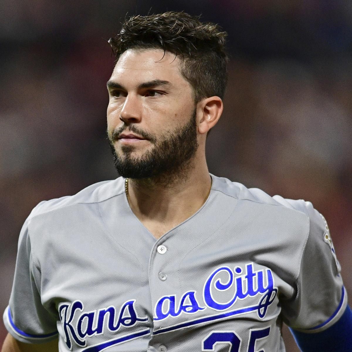 Royals offer Hosmer $147 million deal to stay, USA Today reports