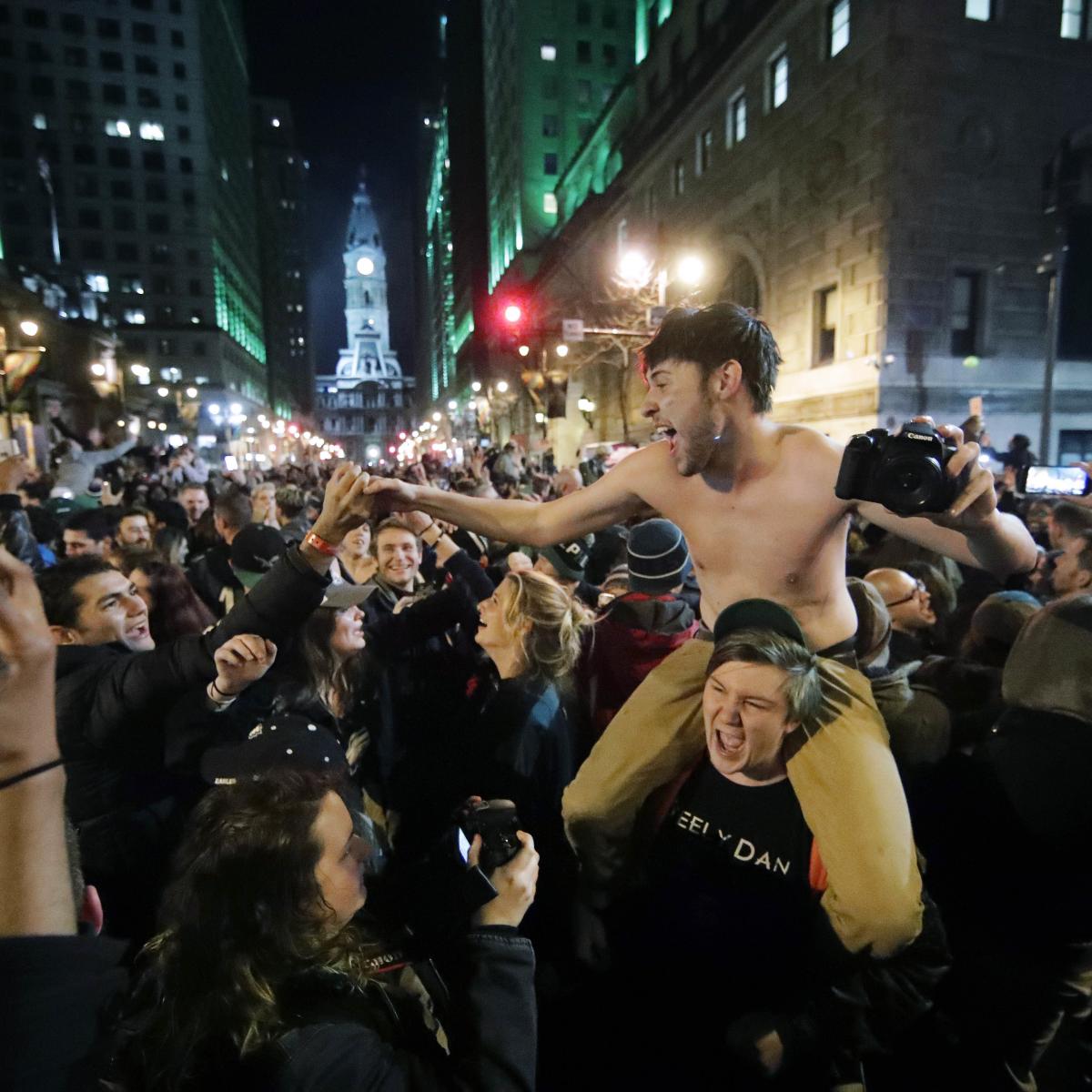 Eagles Parade 2018: Start Time, Live-Stream Schedule for 