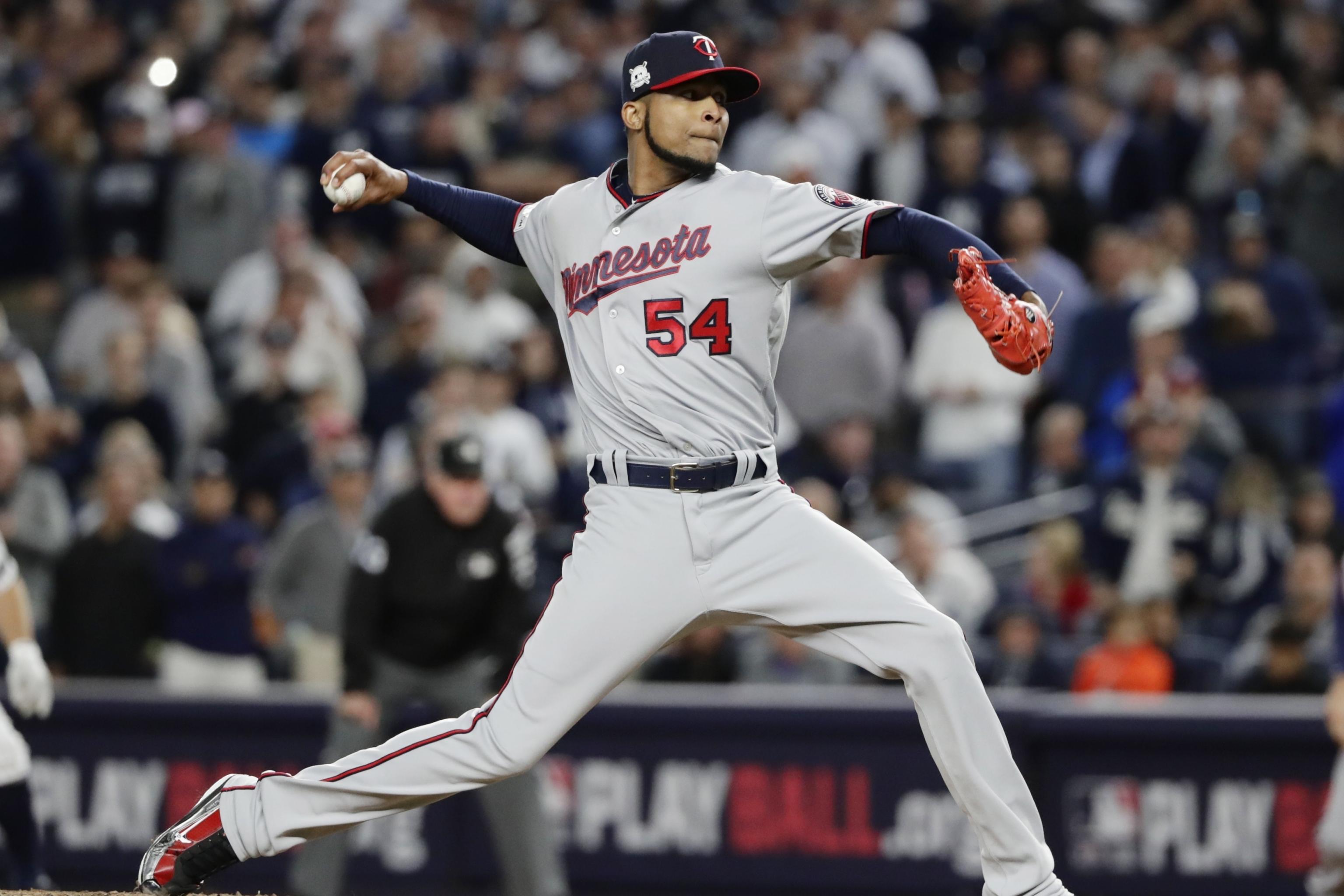 Ervin Santana out 10-12 weeks after surgery