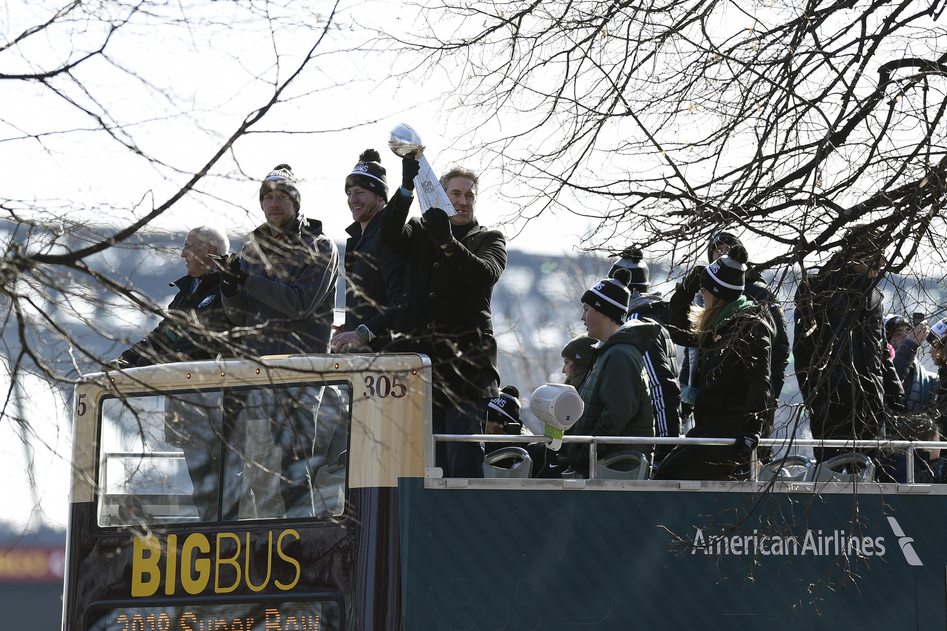 Super Bowl 2018 parade celebrates Philadelphia Eagles' big win - CBS News