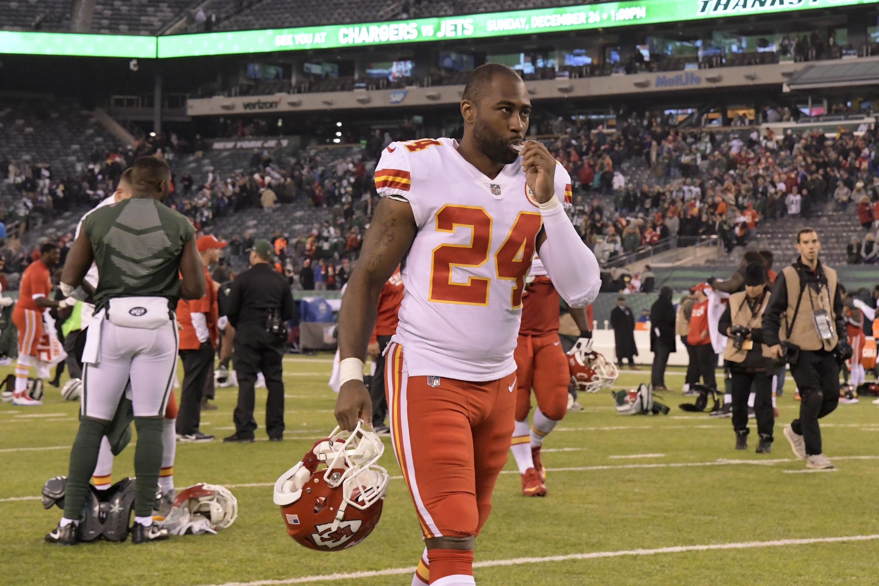 Chiefs release CB Darrelle Revis after two months