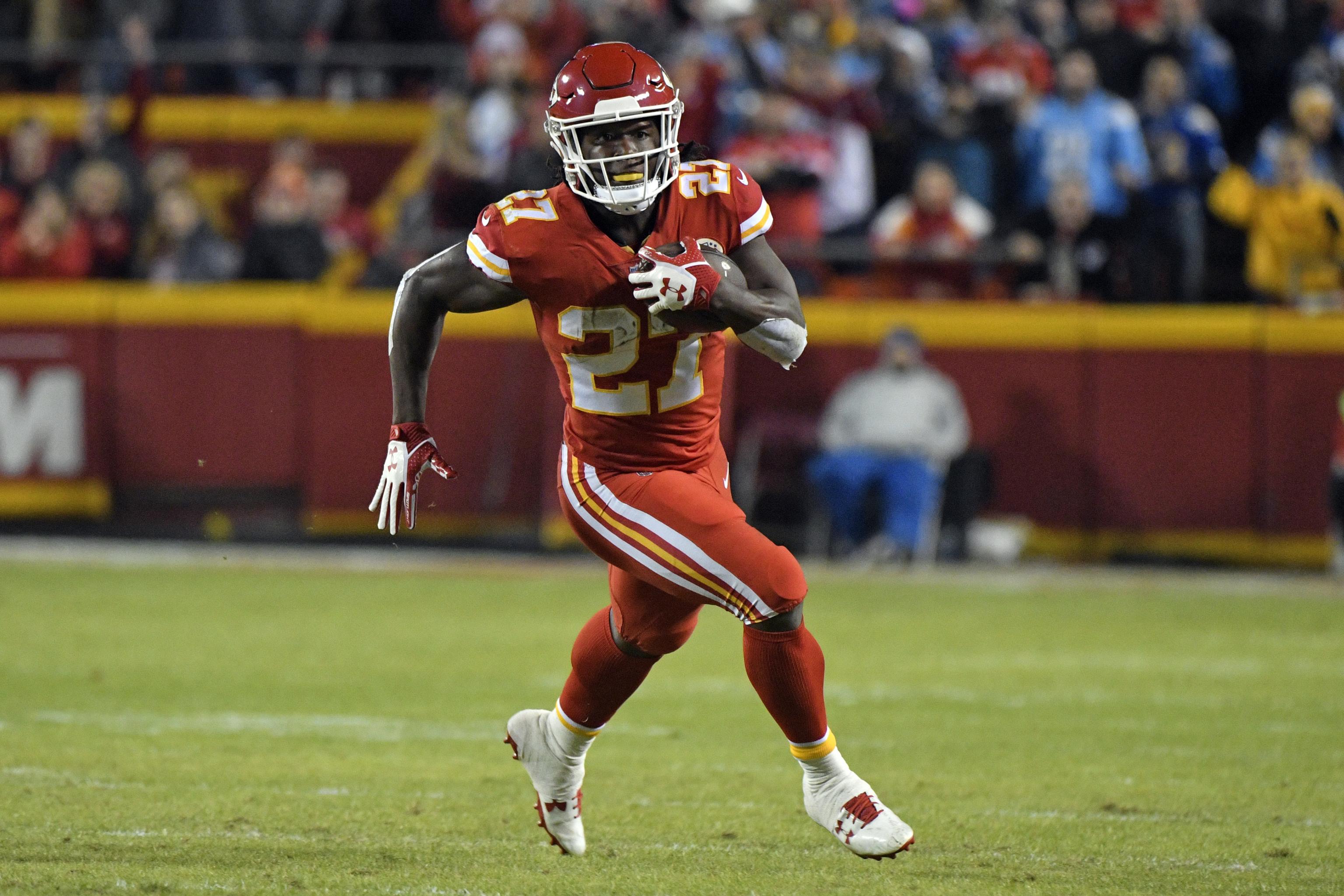 Kareem Hunt to Browns shows hitting women is pardonable