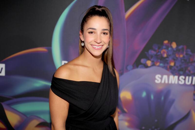 Aly Raisman on SI swimsuit photos: Women don’t have to be modest to be respected (bleacherreport.com)