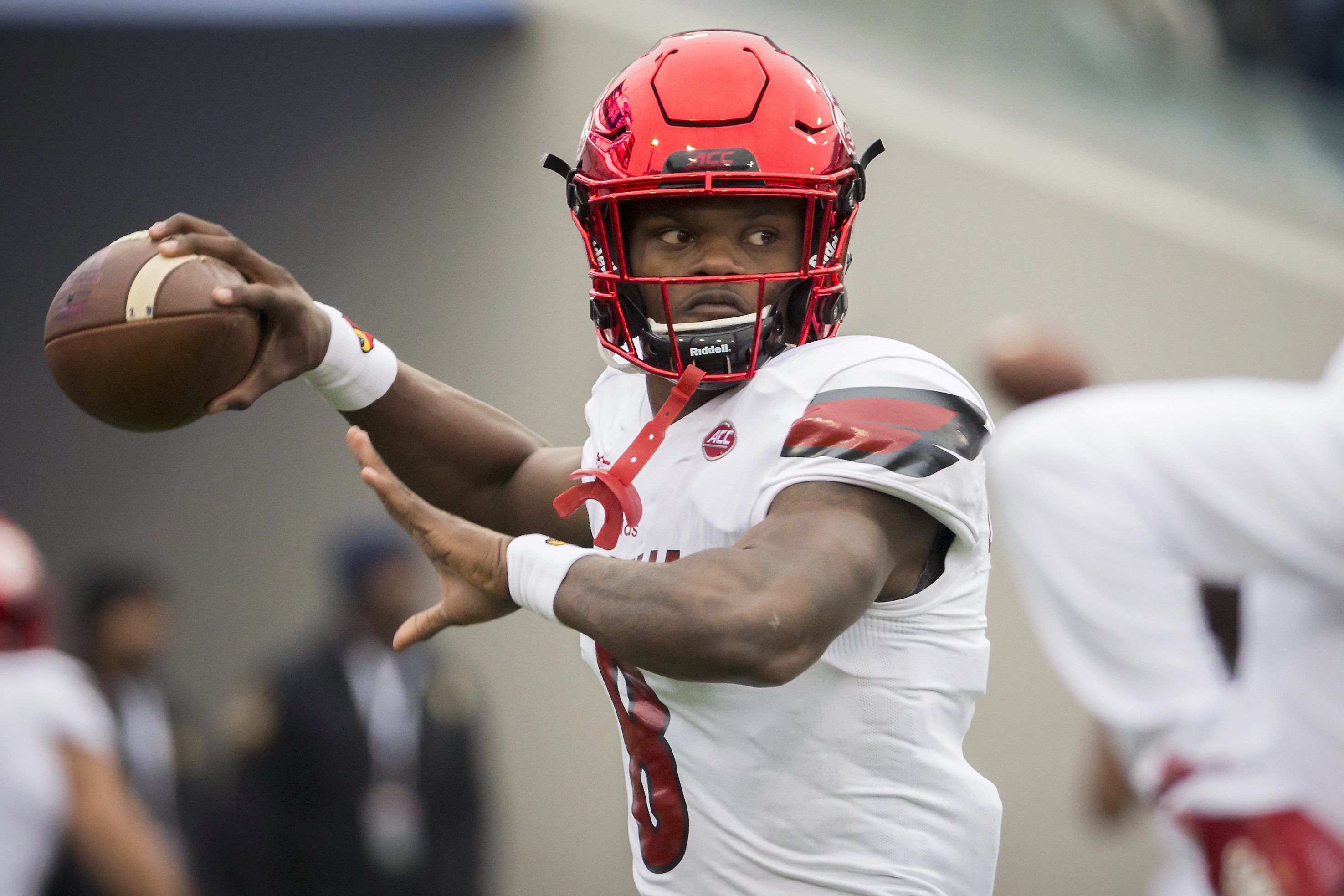 Louisville's Lamar Jackson named Walter Camp Player of the Year