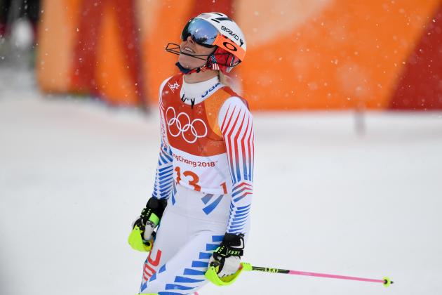 USA's Lindsey Vonn reacts after crossing the finish line in the Women's Alpine Combined Slalom at the Jeongseon Alpine Center during the Pyeongchang 2018 Winter Olympic Games in Pyeongchang on February 22, 2018.  / AFP PHOTO / JAVIER SORIANO        (Photo credit should read JAVIER SORIANO/AFP/Getty Images)
