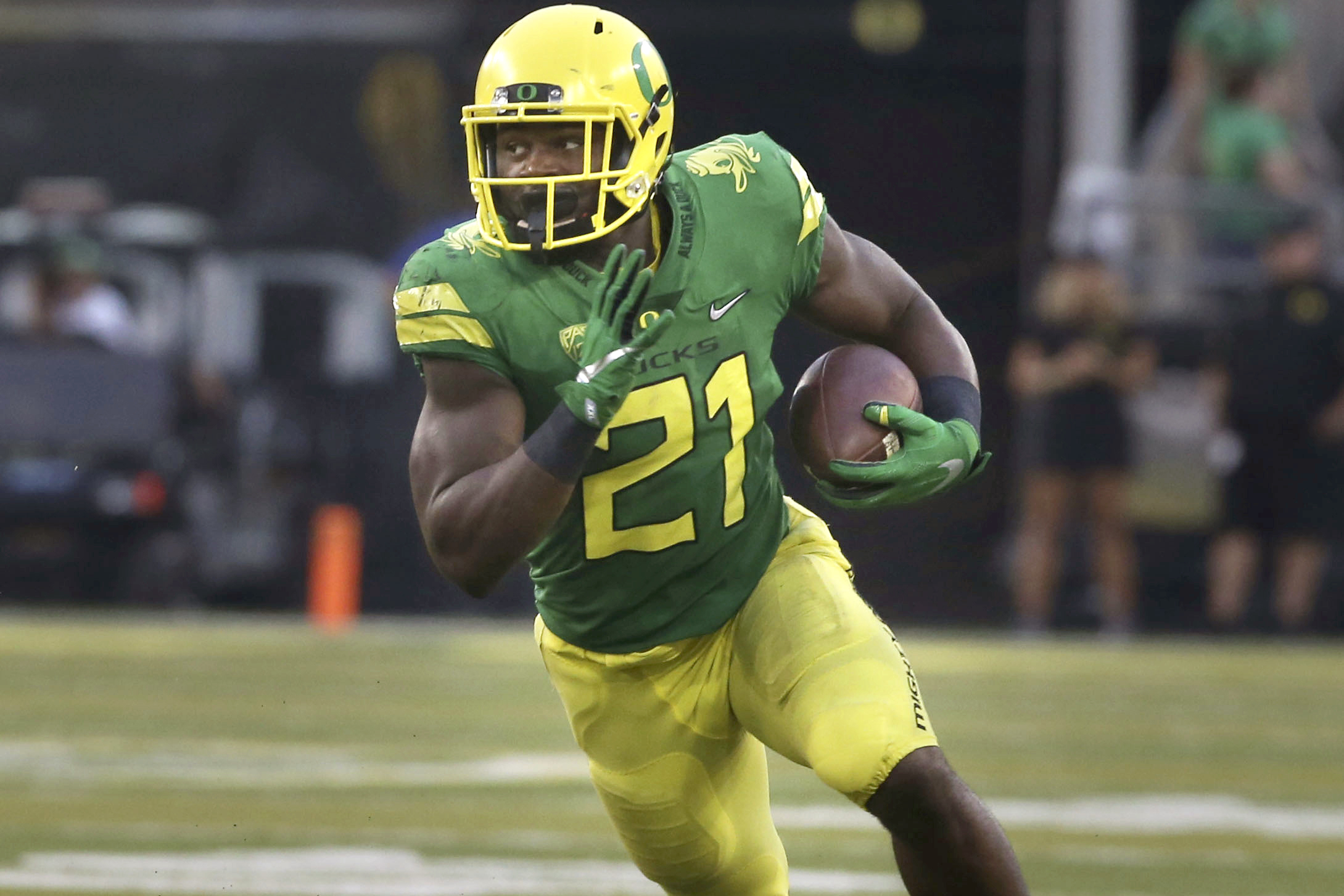 Denver Broncos may call on former Oregon Duck Royce Freeman to play at  quarterback today 