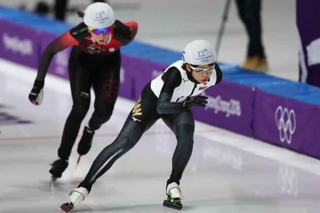 GANGNEUNG, SOUTH KOREA - FEBRUARY 24: Nana Takagi of Japan competes during the Ladies' Speed Skating Mass Start Semifinal 1 on day 15 of the PyeongChang 2018 Winter Olympic Games at Gangneung Oval on February 24, 2018 in Gangneung, South Korea. (Photo by Ronald Martinez/Getty Images)