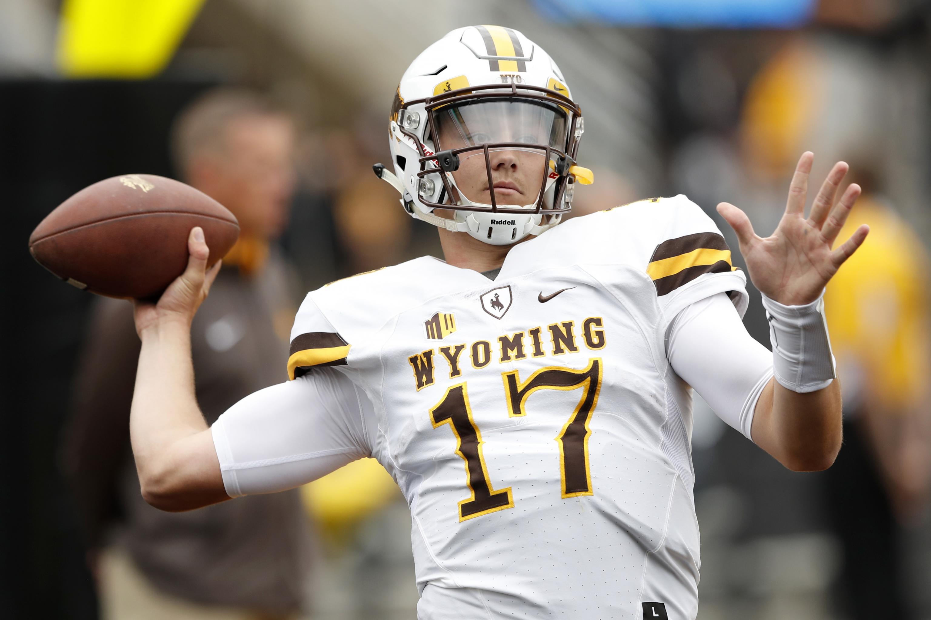 Wyoming Coach Expects Allen To Enter NFL