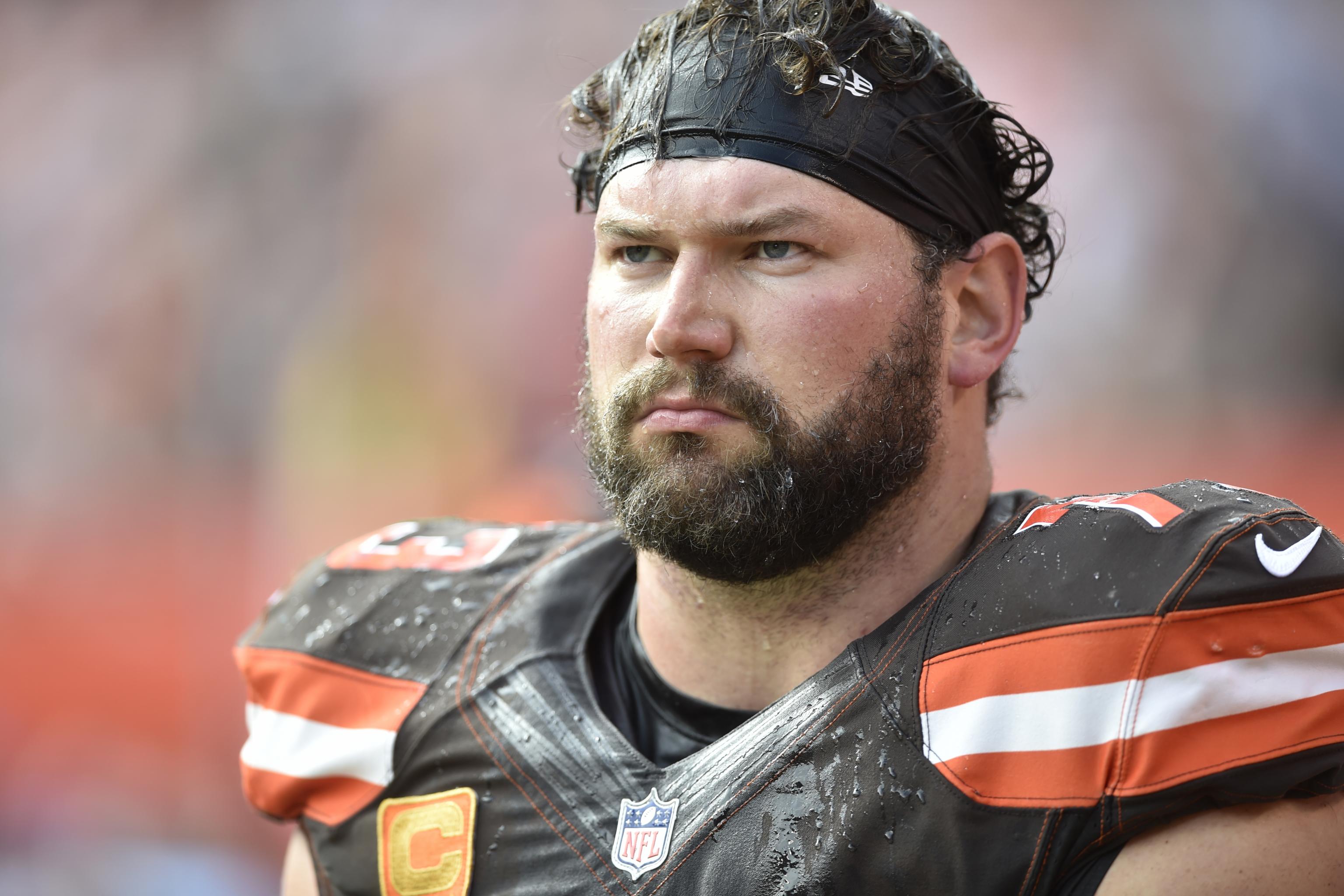 Browns' Joe Thomas announces retirement after 11 seasons in the NFL