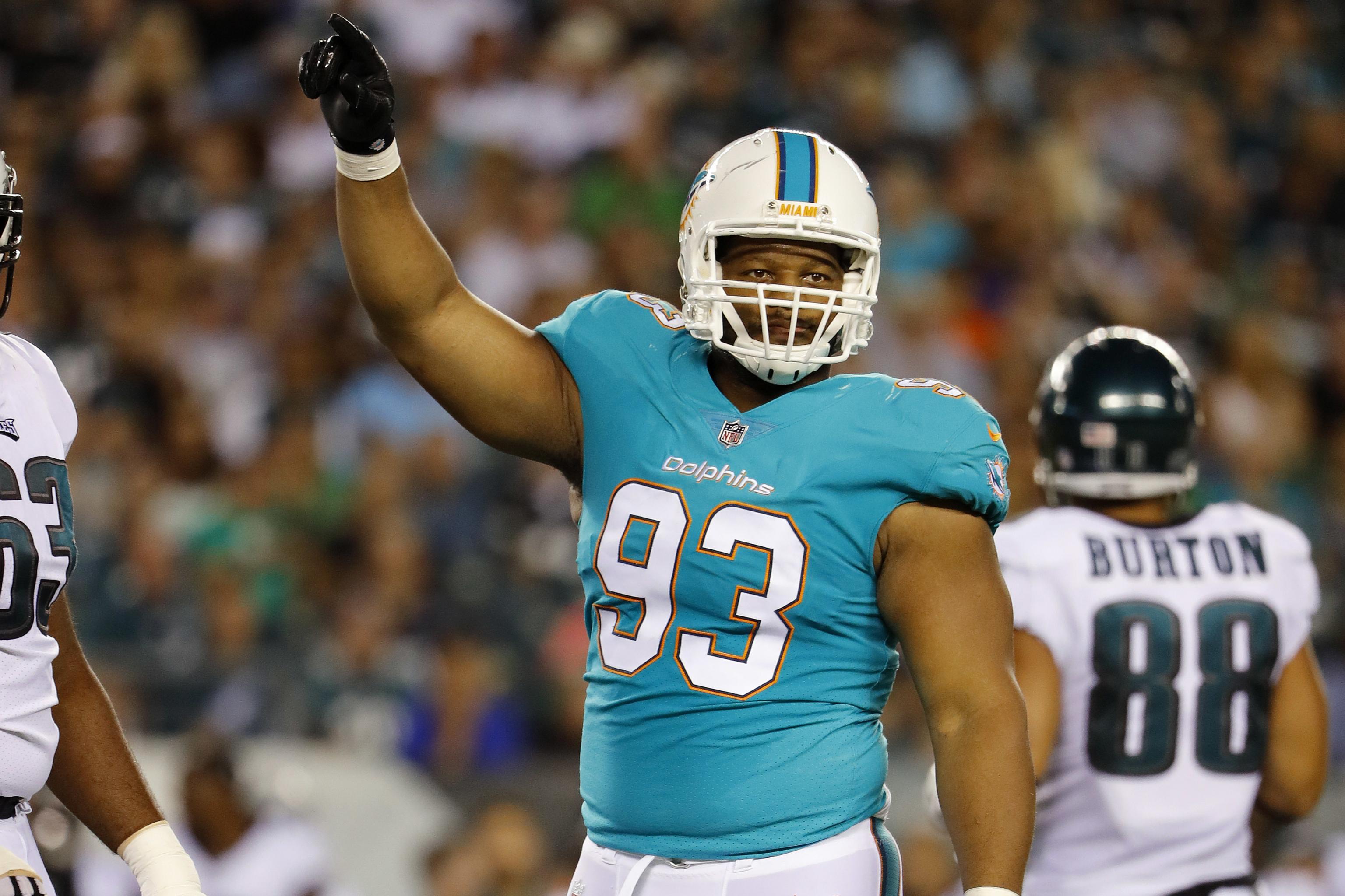 Report: Ndamukong Suh Released by Dolphins 3 Years After Signing