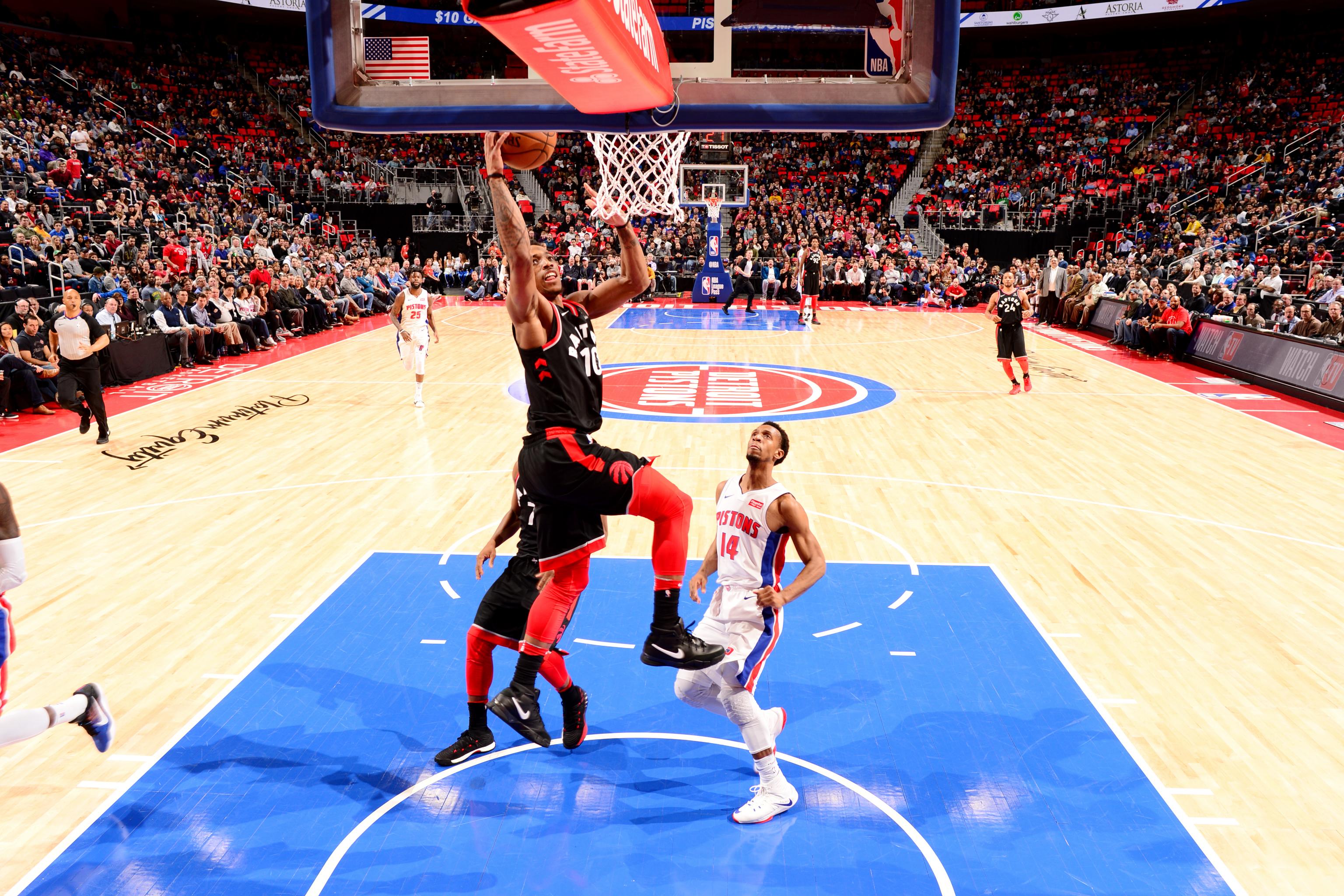 DeMar DeRozan Posterizes Pistons With Dramatic Dunk in Final Seconds