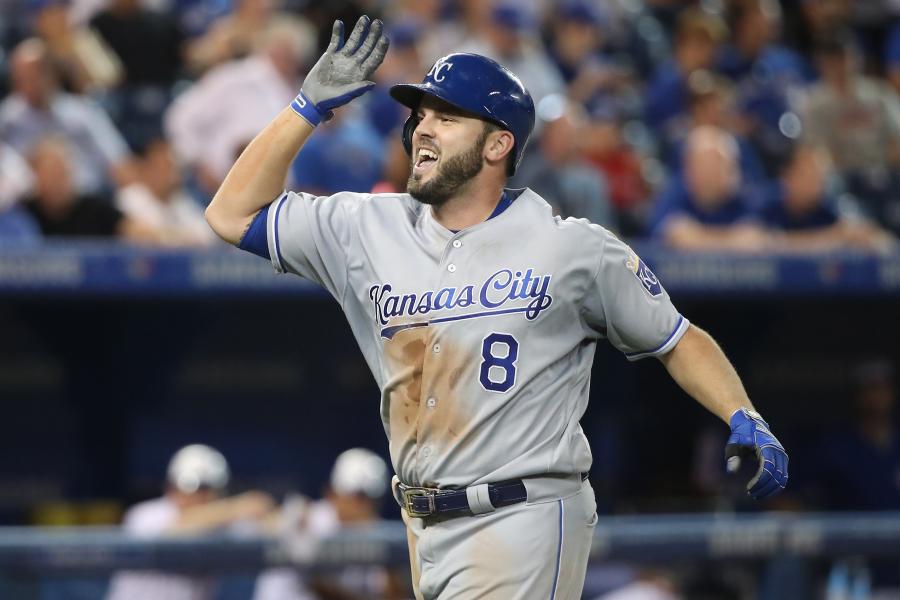 Mike Moustakas named Players Choice Comeback Player of the Year - Royals  Review