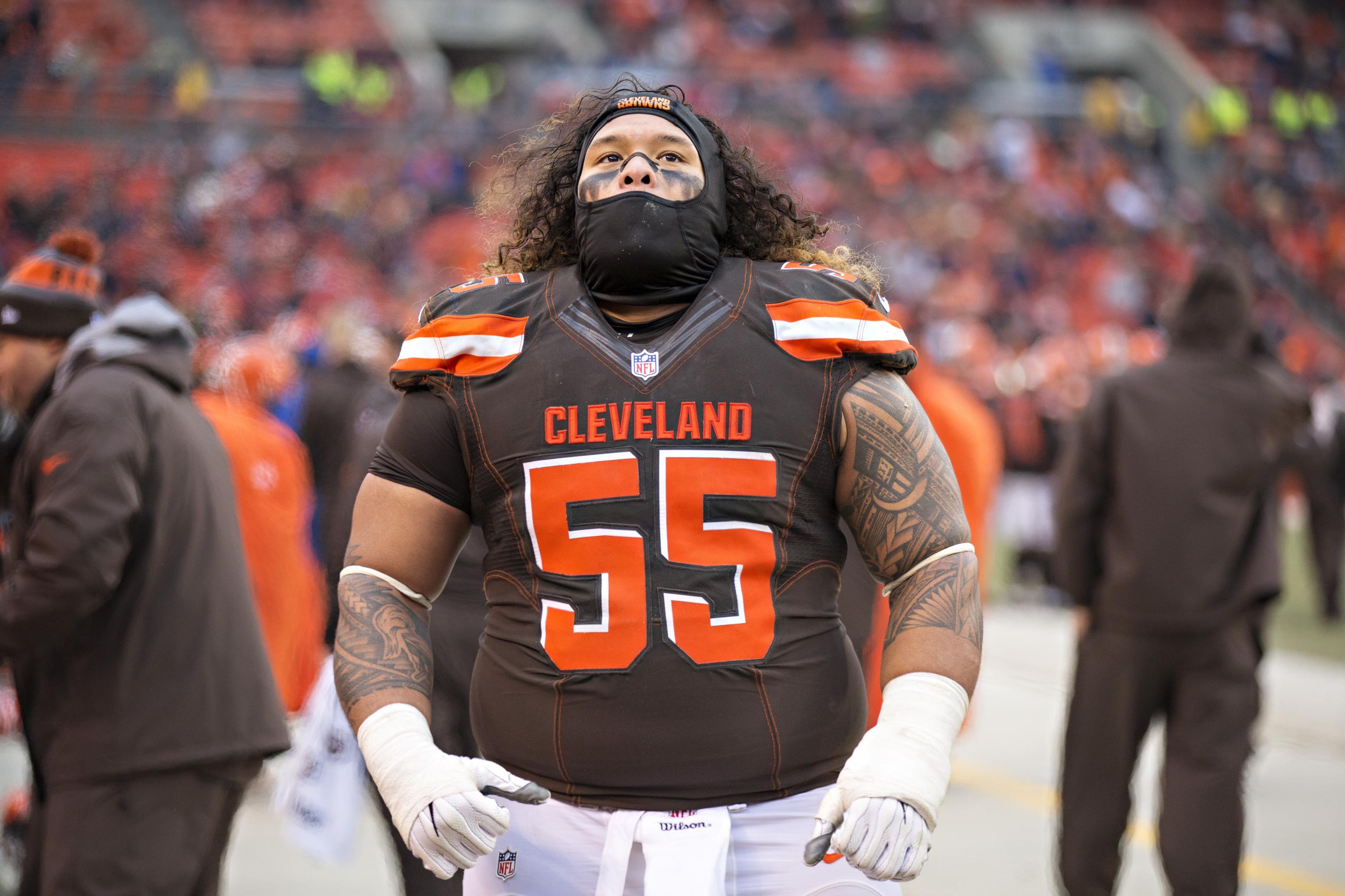 Danny Shelton responds to Patriots not picking up his option